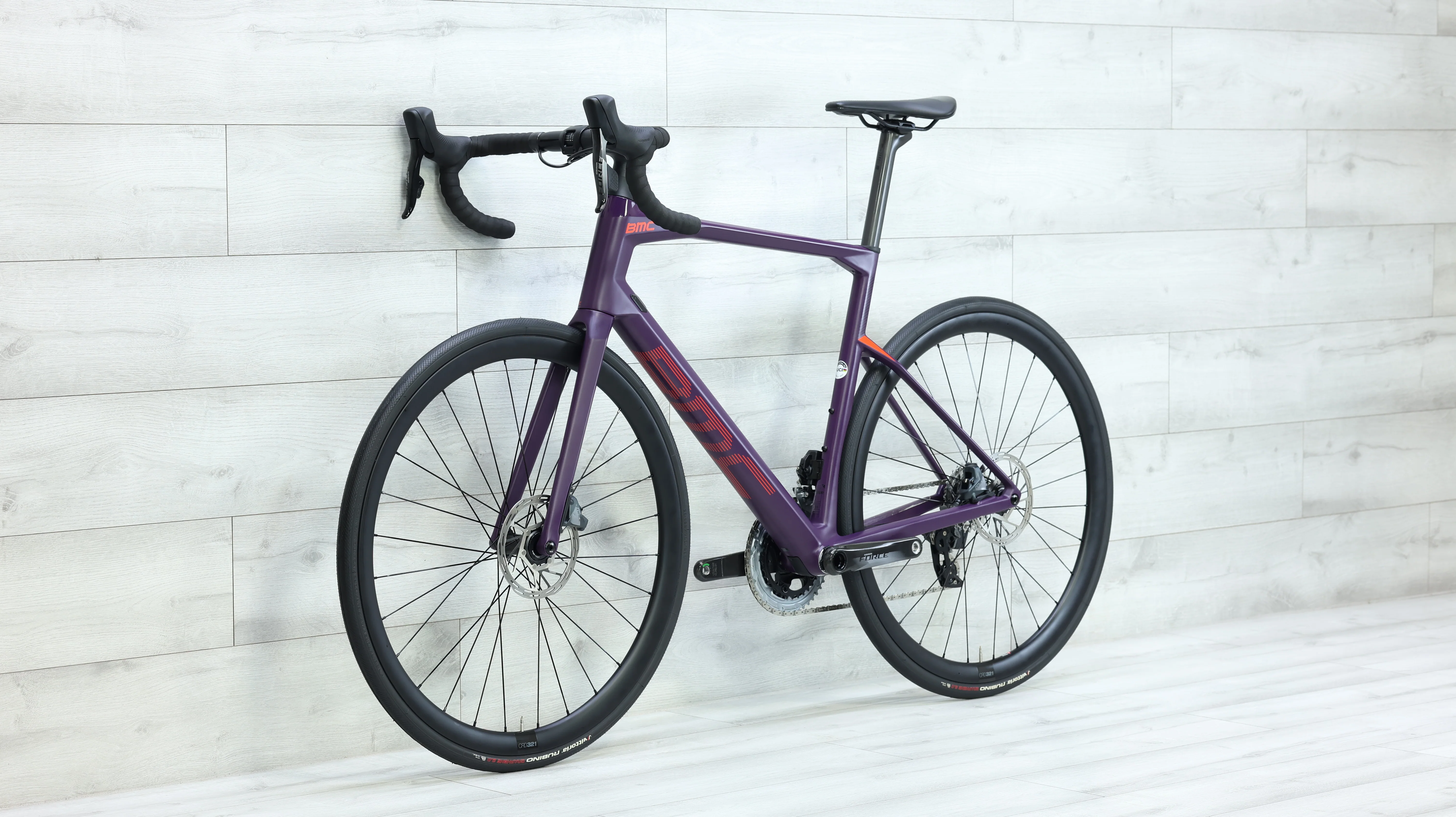 2022 BMC Roadmachine 01 FOUR Road Bike - 56cm - Image 4