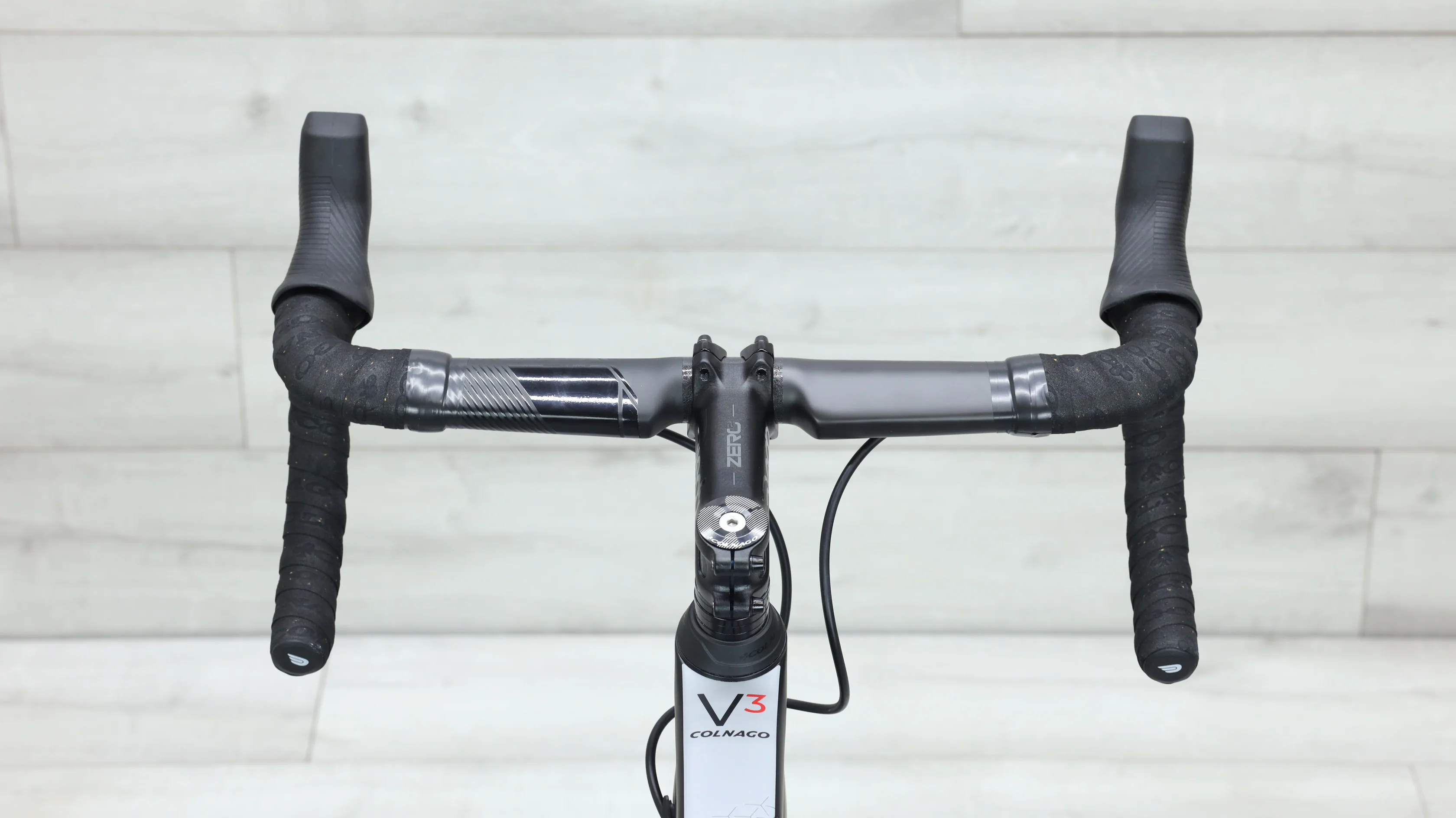 2022 Colnago V3 Disc Rival AXS Road Bike - 52cm - Image 11