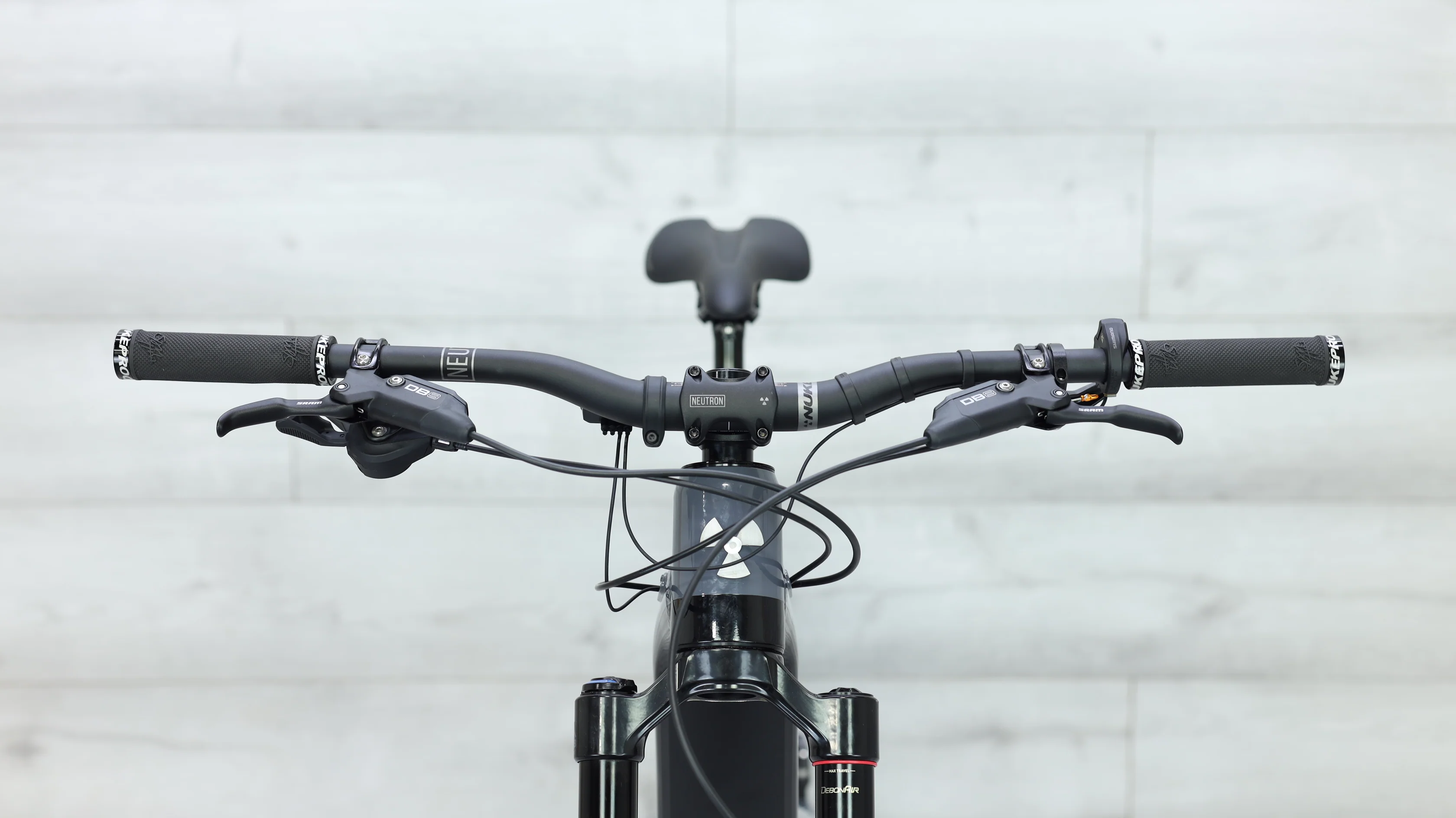 2022 Nukeproof Megawatt 297 Comp Mountain E-Bike - Medium - Image 11