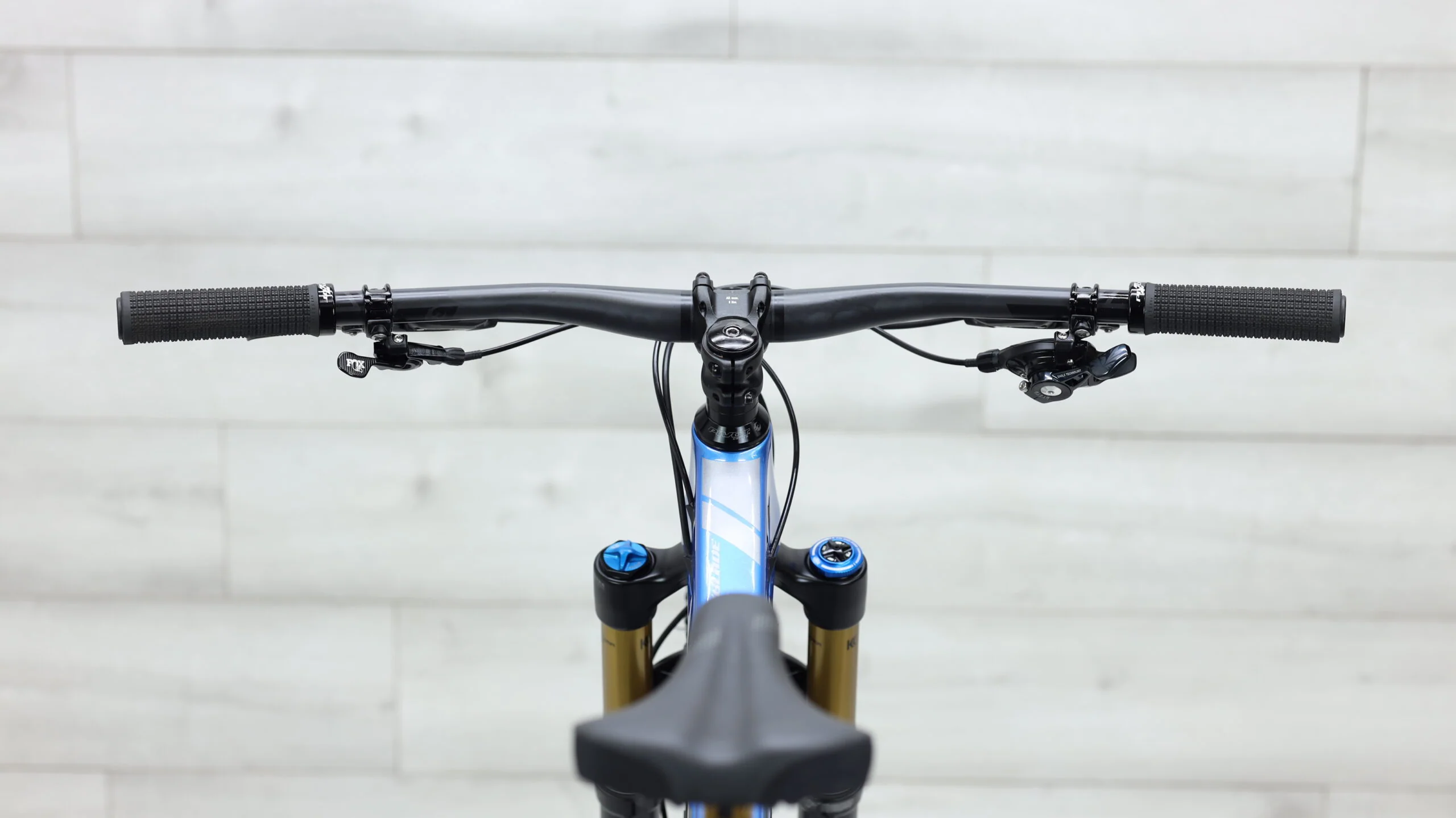2022 Pivot Switchblade Pro X01 Mountain Bike - Medium - Image 11