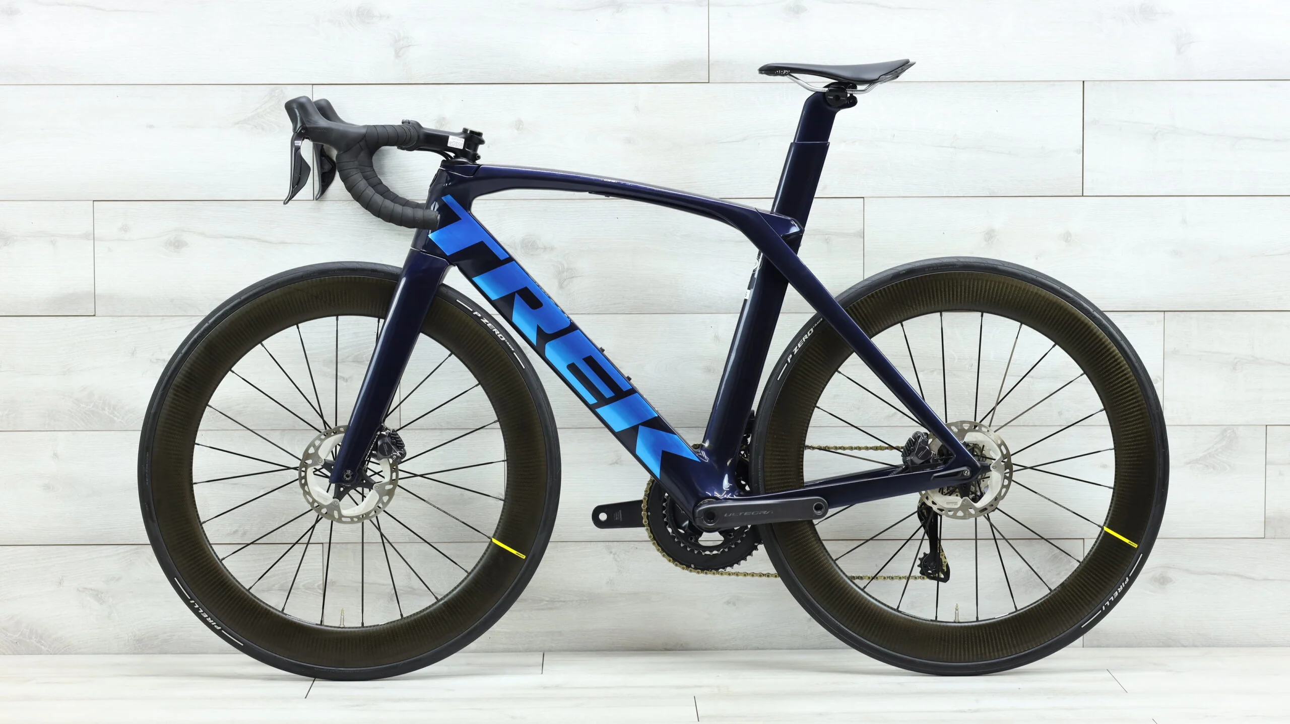 2022 Trek Madone SL 7  Road Bike - 56cm - Image 2
