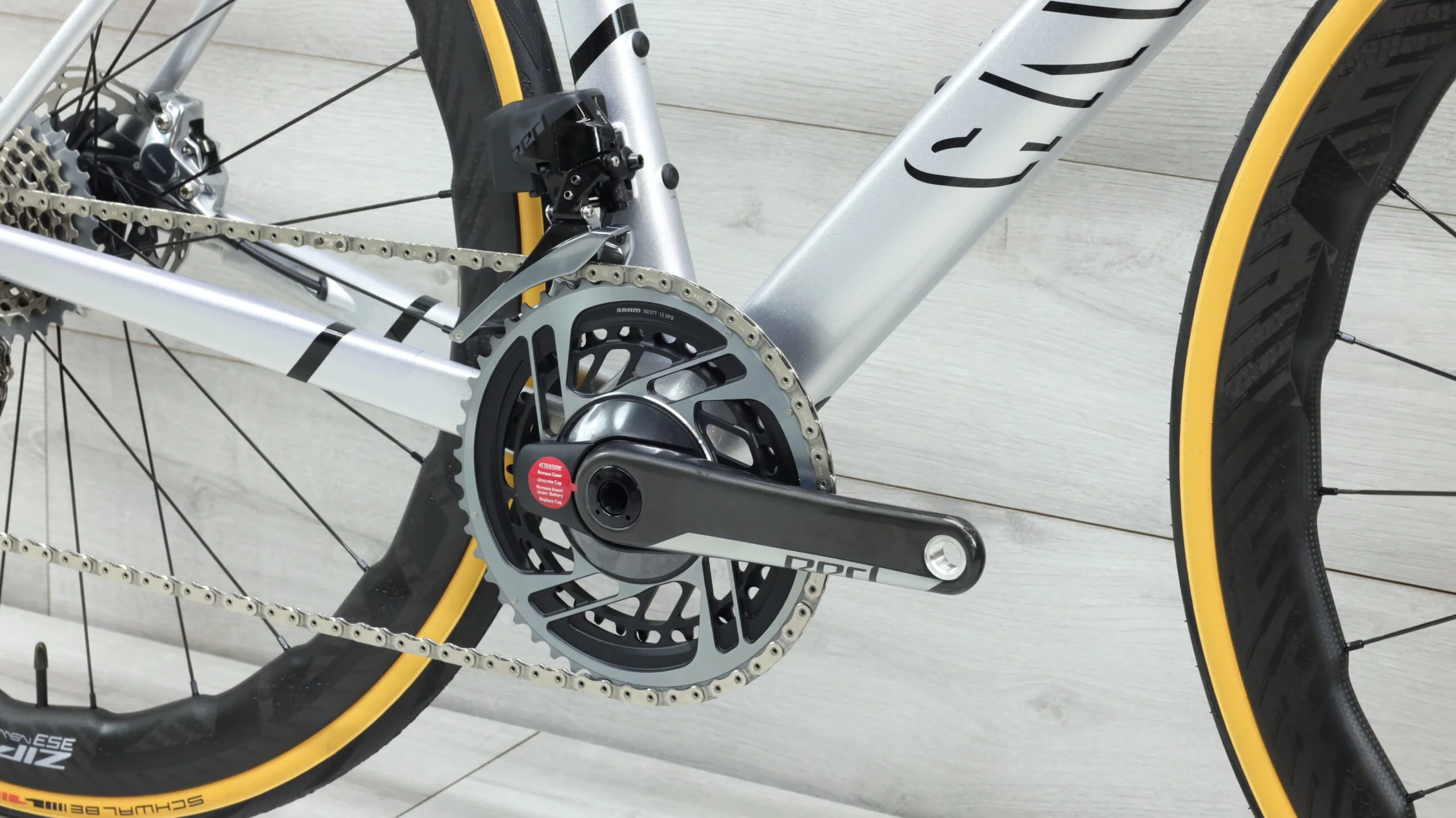 2023 Canyon Ultimate CFR eTap  Road Bike - Medium - Image 5