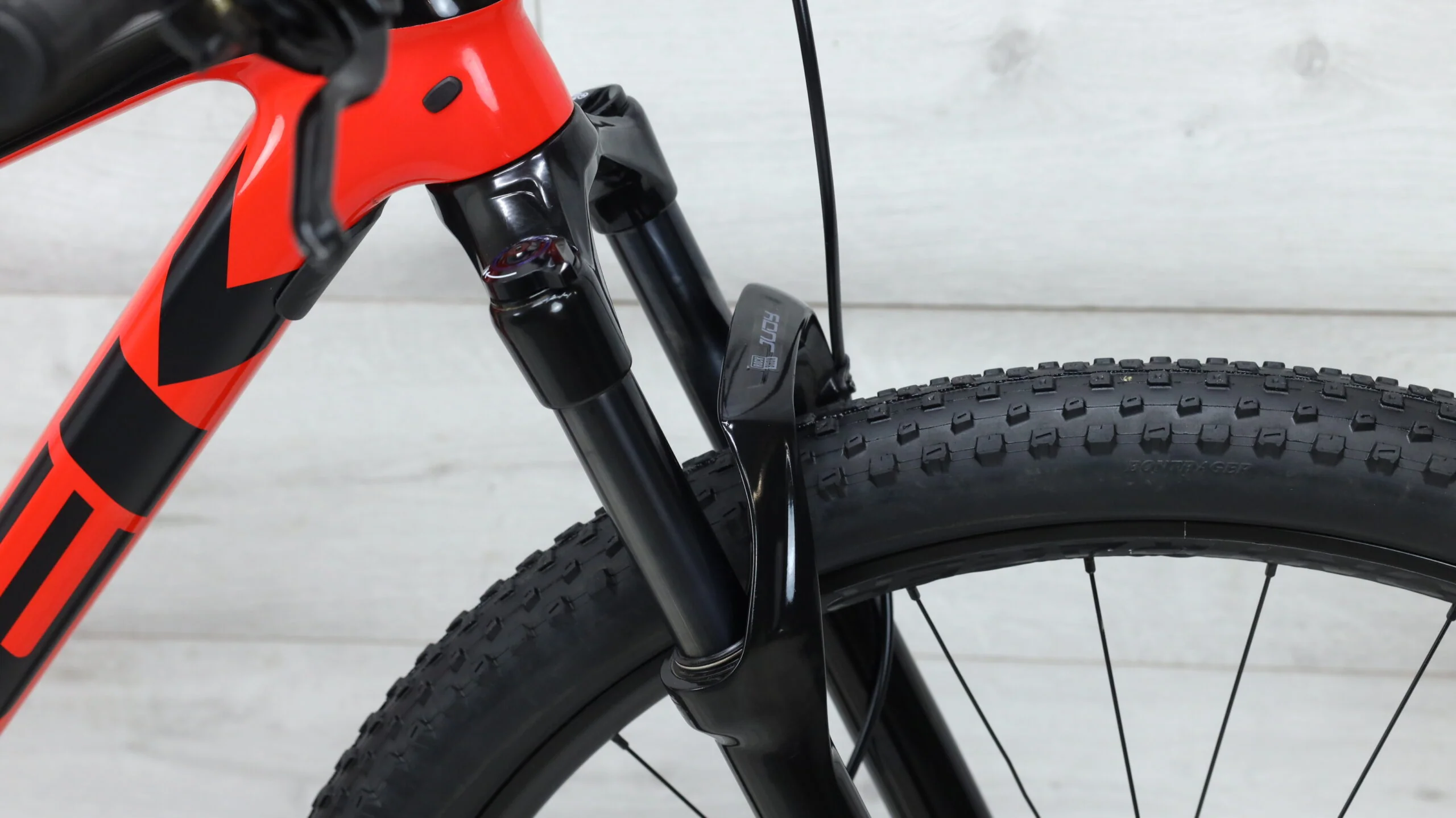 2023 Trek Procaliber 9.5 Mountain Bike - Medium - Image 7