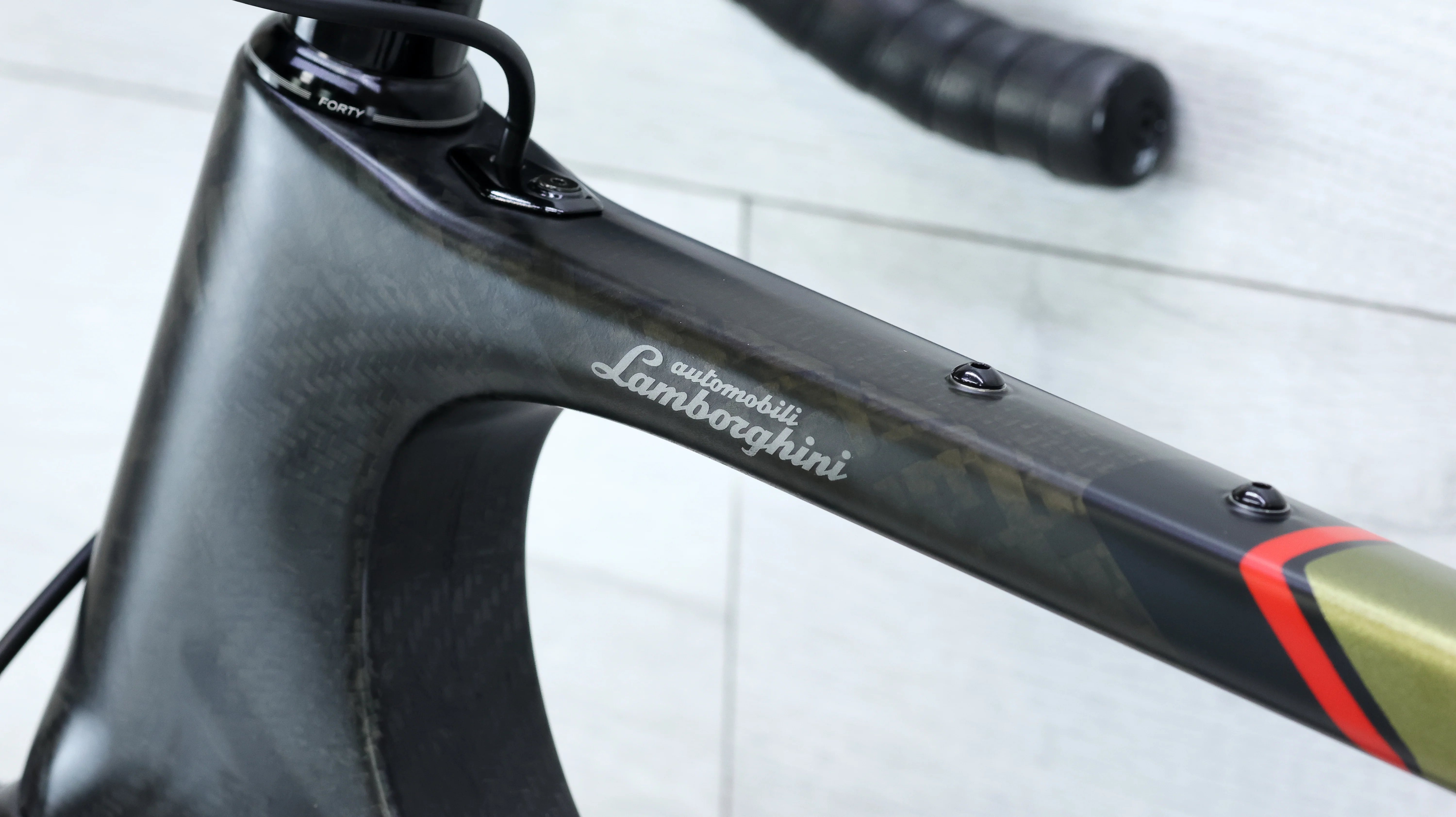 2024 3T Racemax X Lamborghini Huracan Sterrato Gravel Bike - 54cm - Image 20