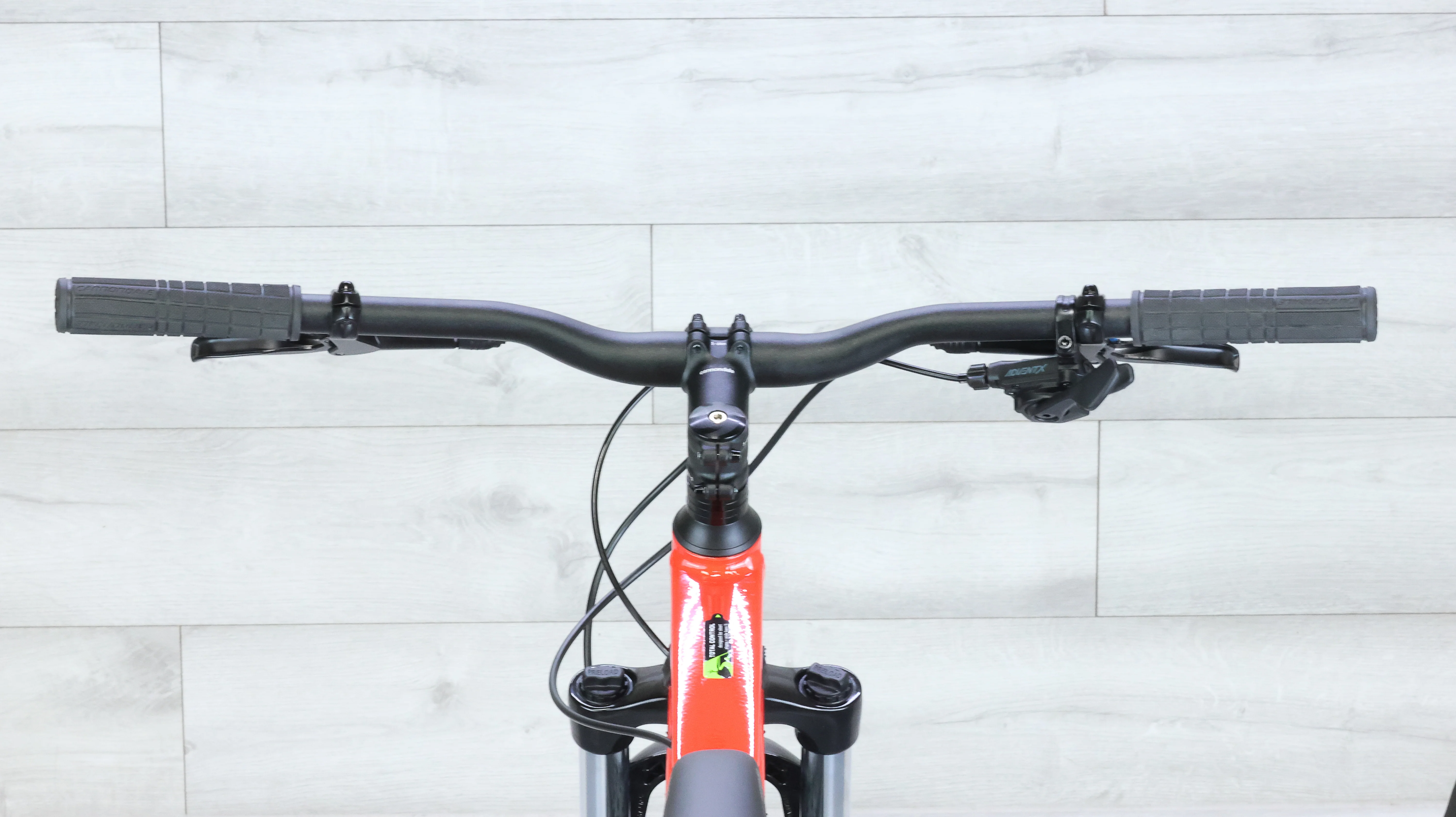 2024 Cannondale Trail 5 Mountain Bike - Medium - Image 10