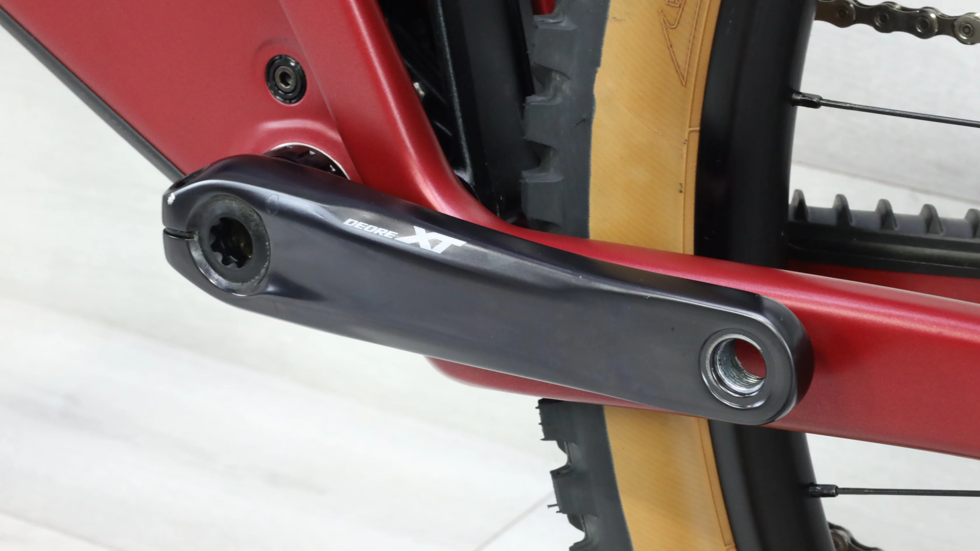 2024 Santa Cruz Hightower XT Carbon C Mountain Bike - Medium - Image 6