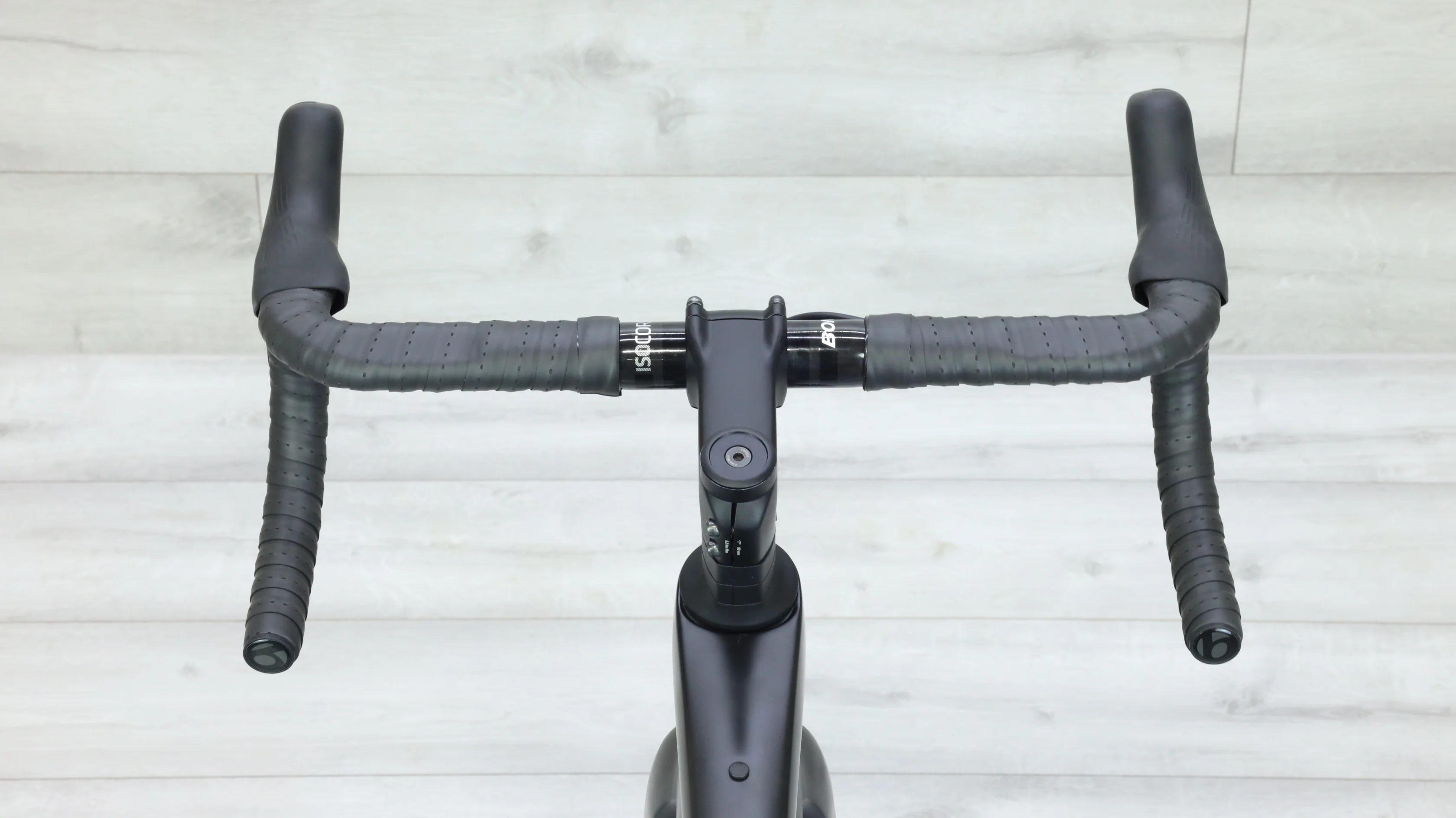 2024 Trek Domane SLR 7 Gen 4 Road Bike - 54cm - Image 11