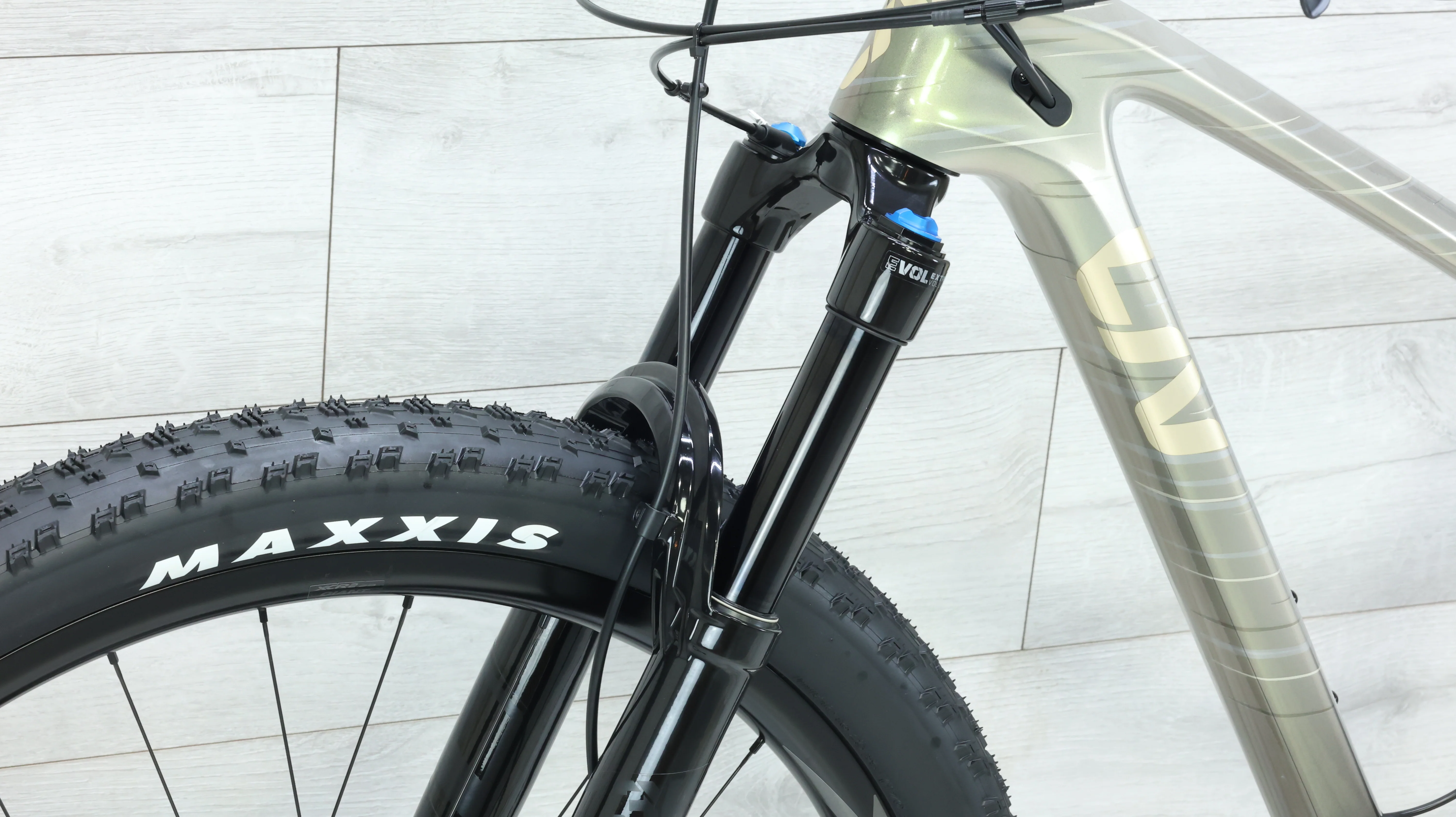 2025 Liv Pique Advanced 29 2 Mountain Bike - Small - Image 11