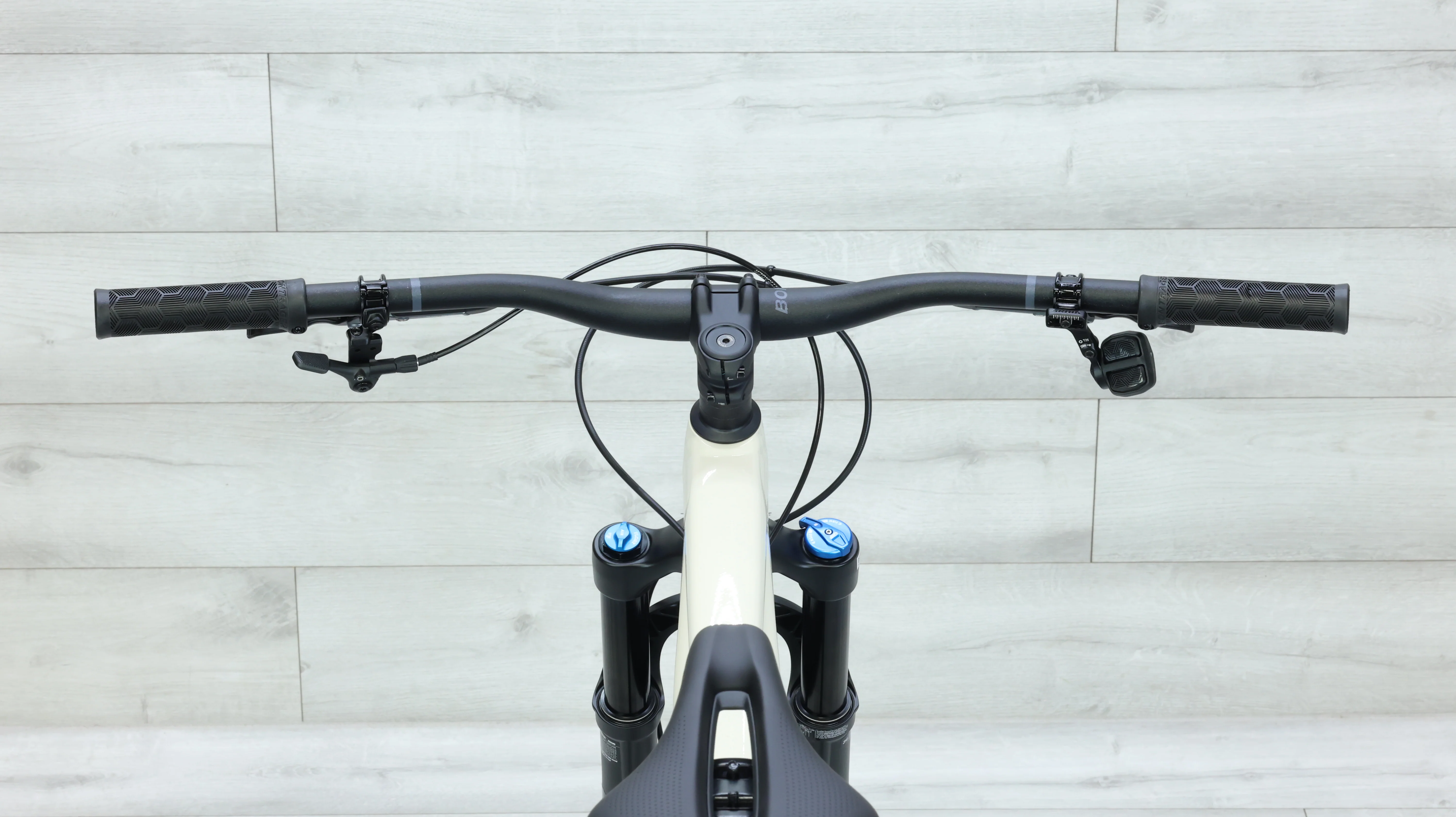Trek Top Fuel 9 Gen 4 Mountain Bike - 2025, Med/Large - Image 14