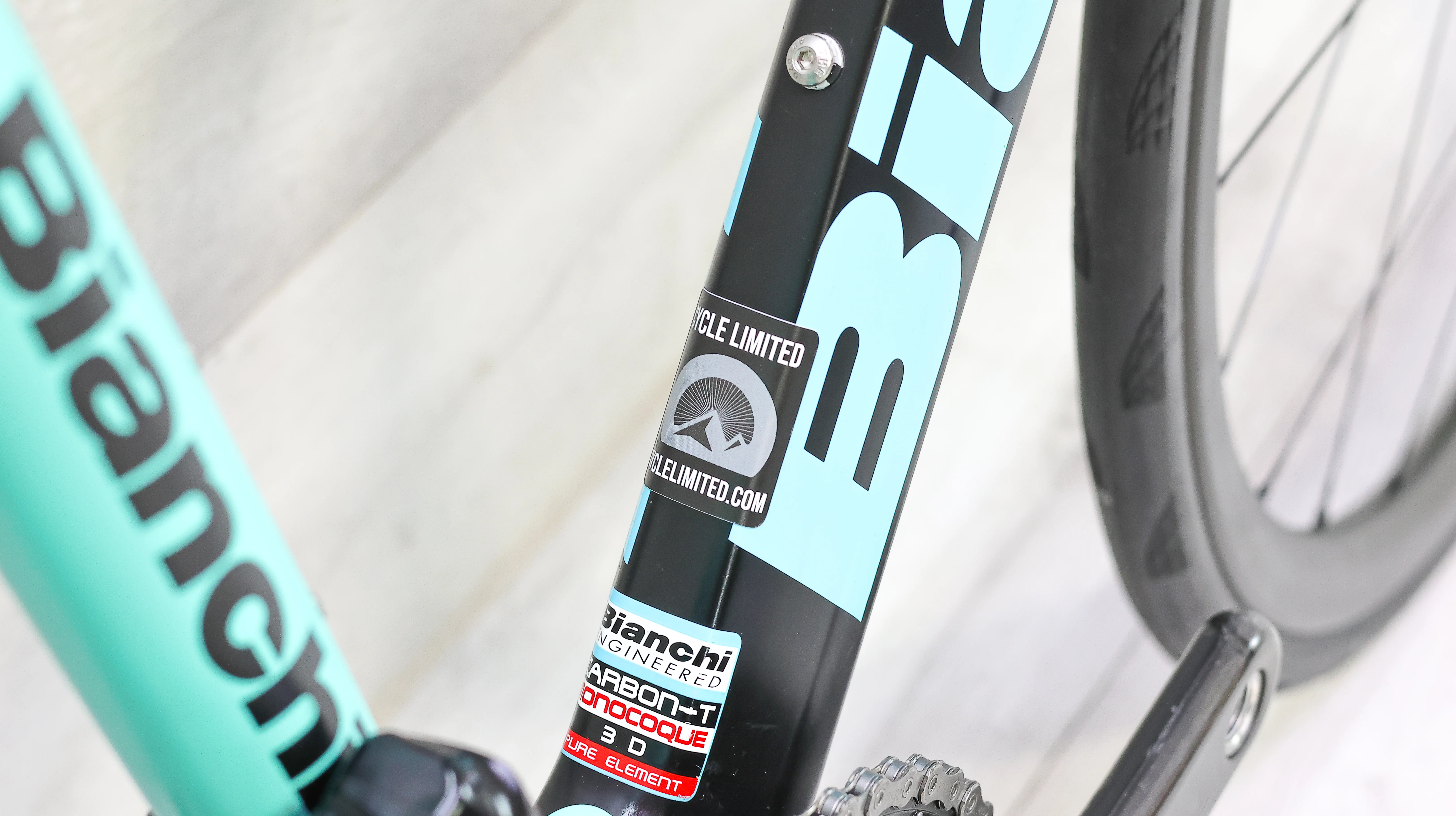 Bianchi Infinito CV SRAM Red eTap Road Bike - 2018, 50cm - Image 3