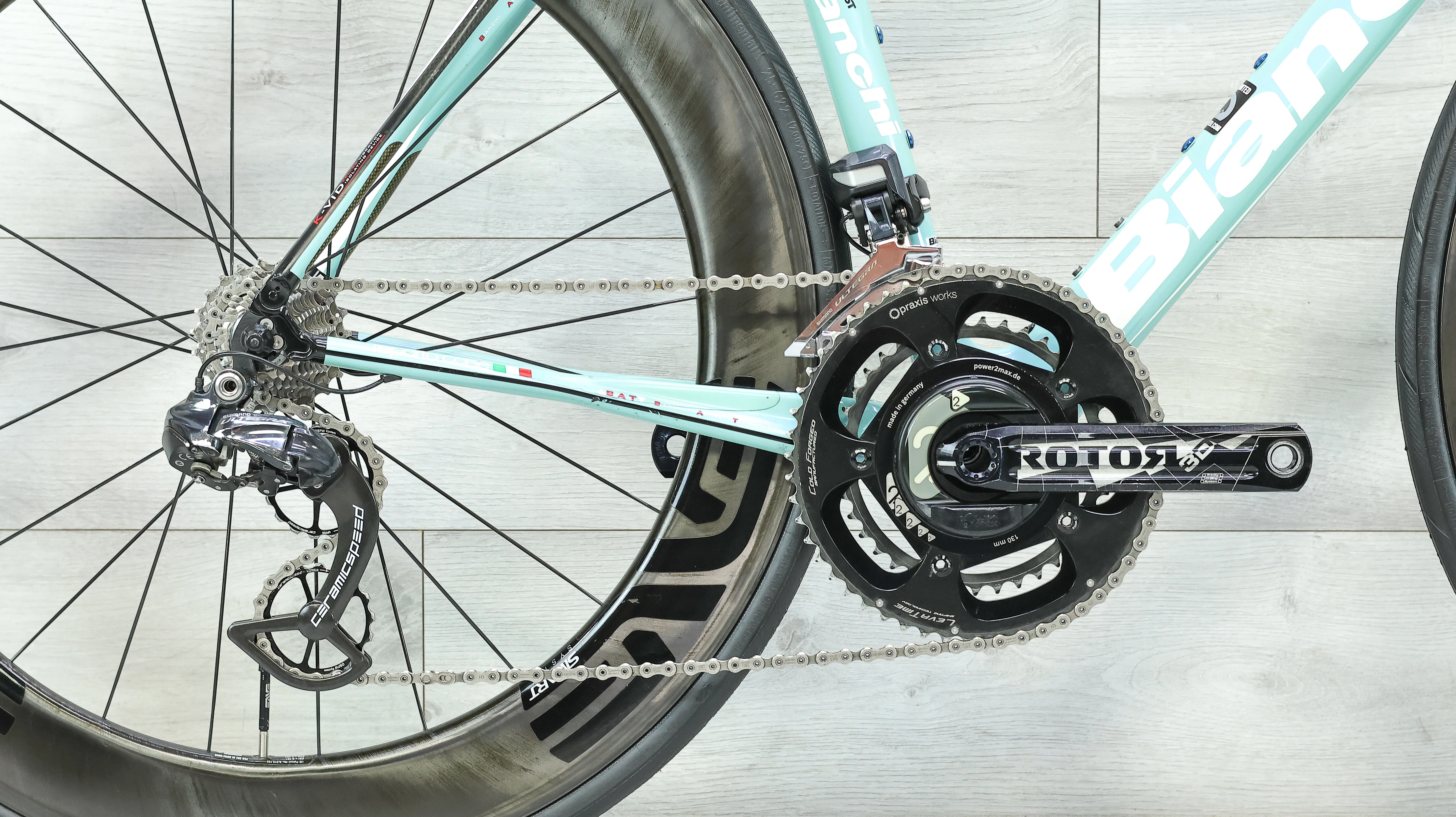 Bianchi Infinito CV Ultegra Di2 Road Bike - 2017, 55cm - Image 5