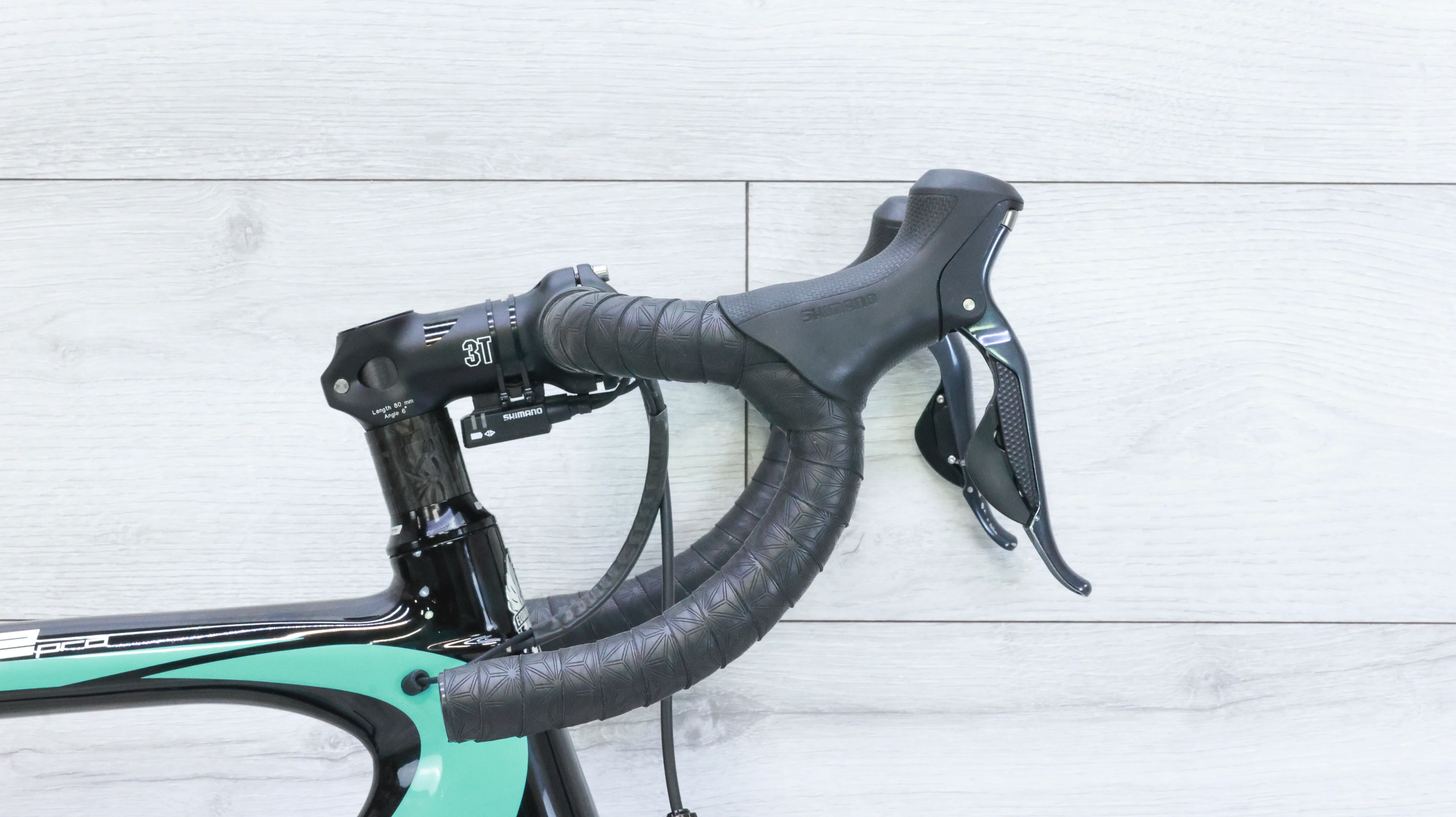 Bianchi Sempre Pro Carbon Ultegra Di2 Road Bike - 2015, 57cm - Image 9