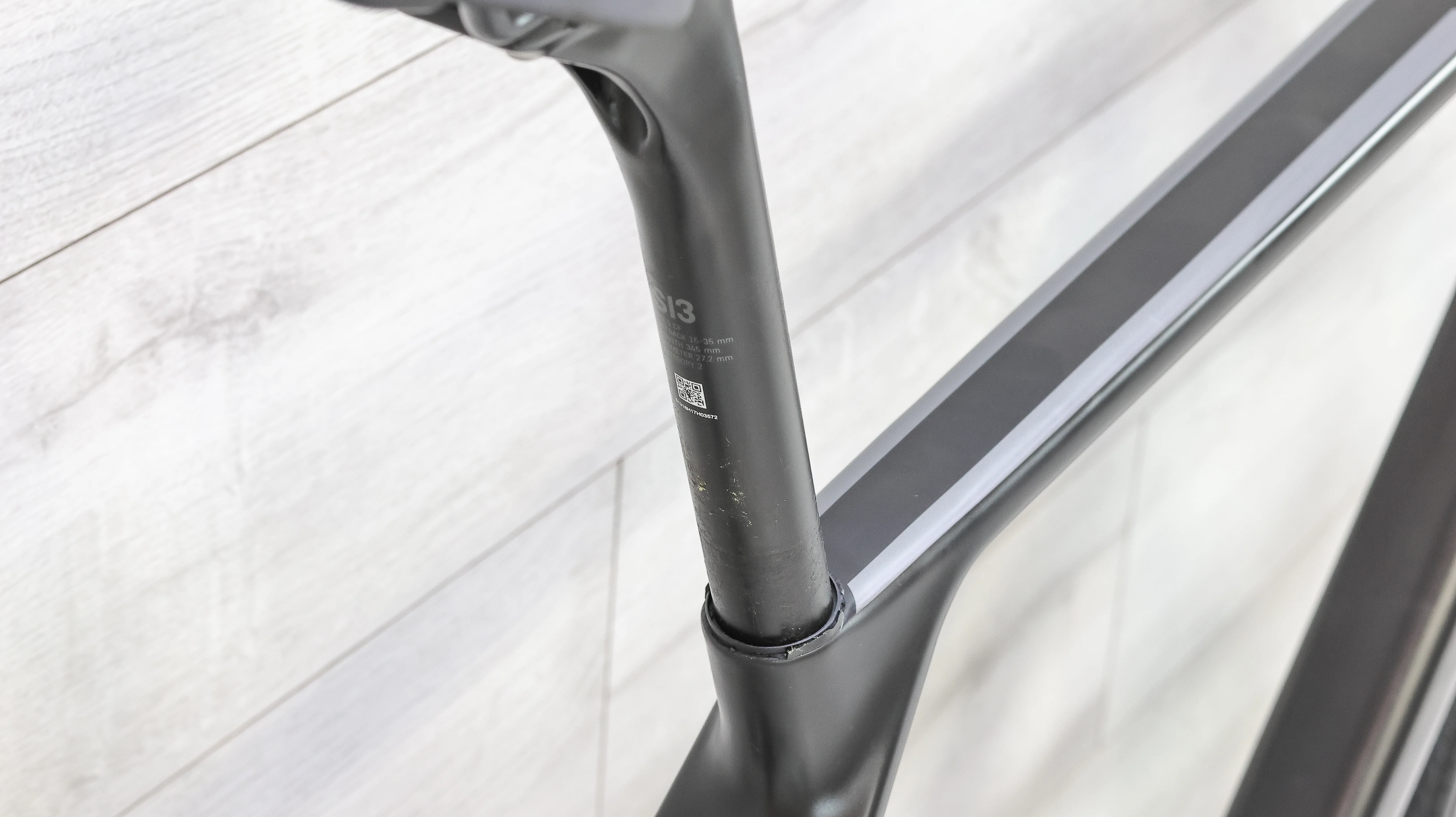 Canyon Ultimate CF SLX Disc 8.0 Di2 Road Bike - 2018, Medium - Image 15