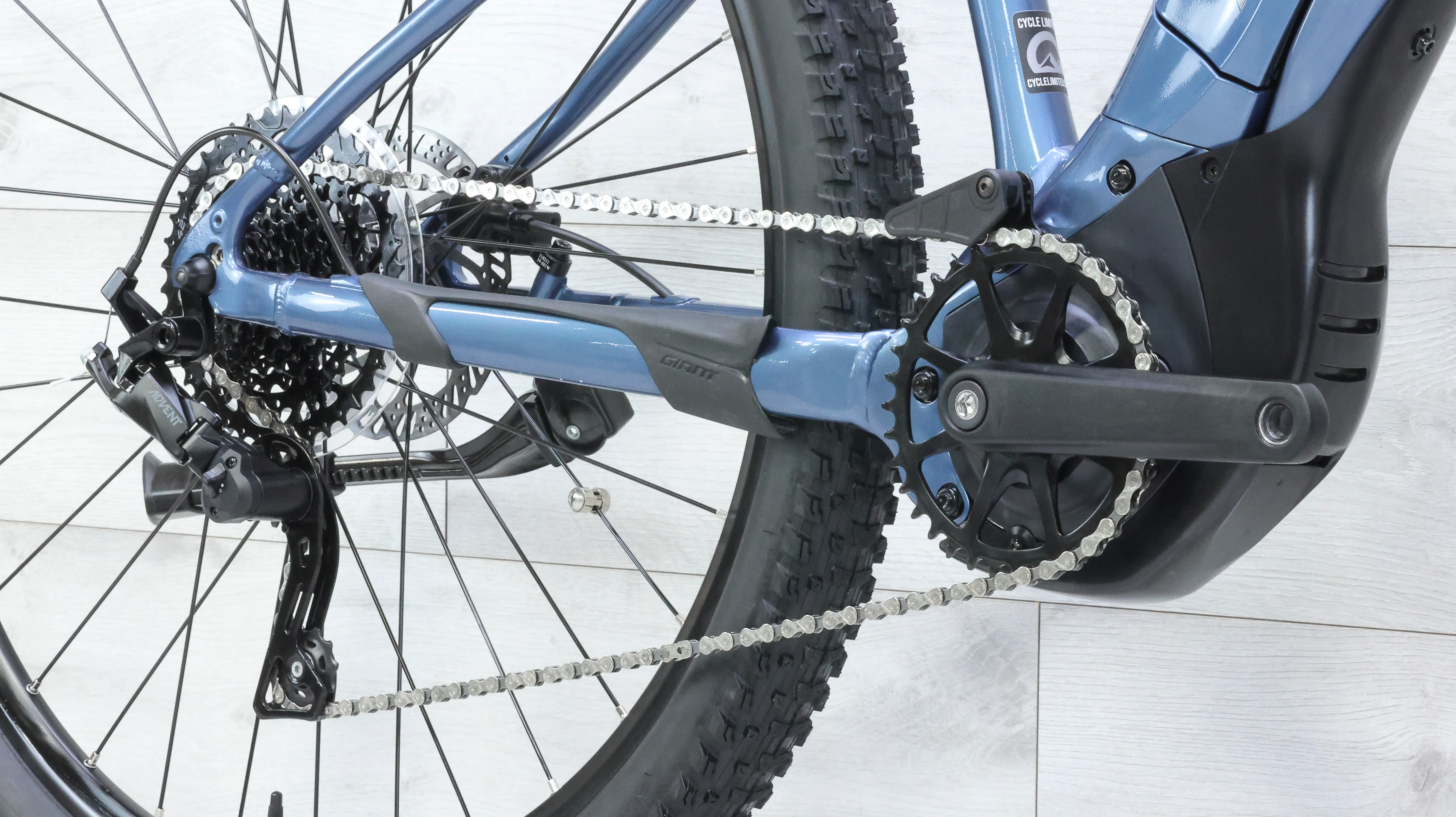 Giant Talon E+ 3 29er Mountain E-Bike - 2022, Medium - Image 7