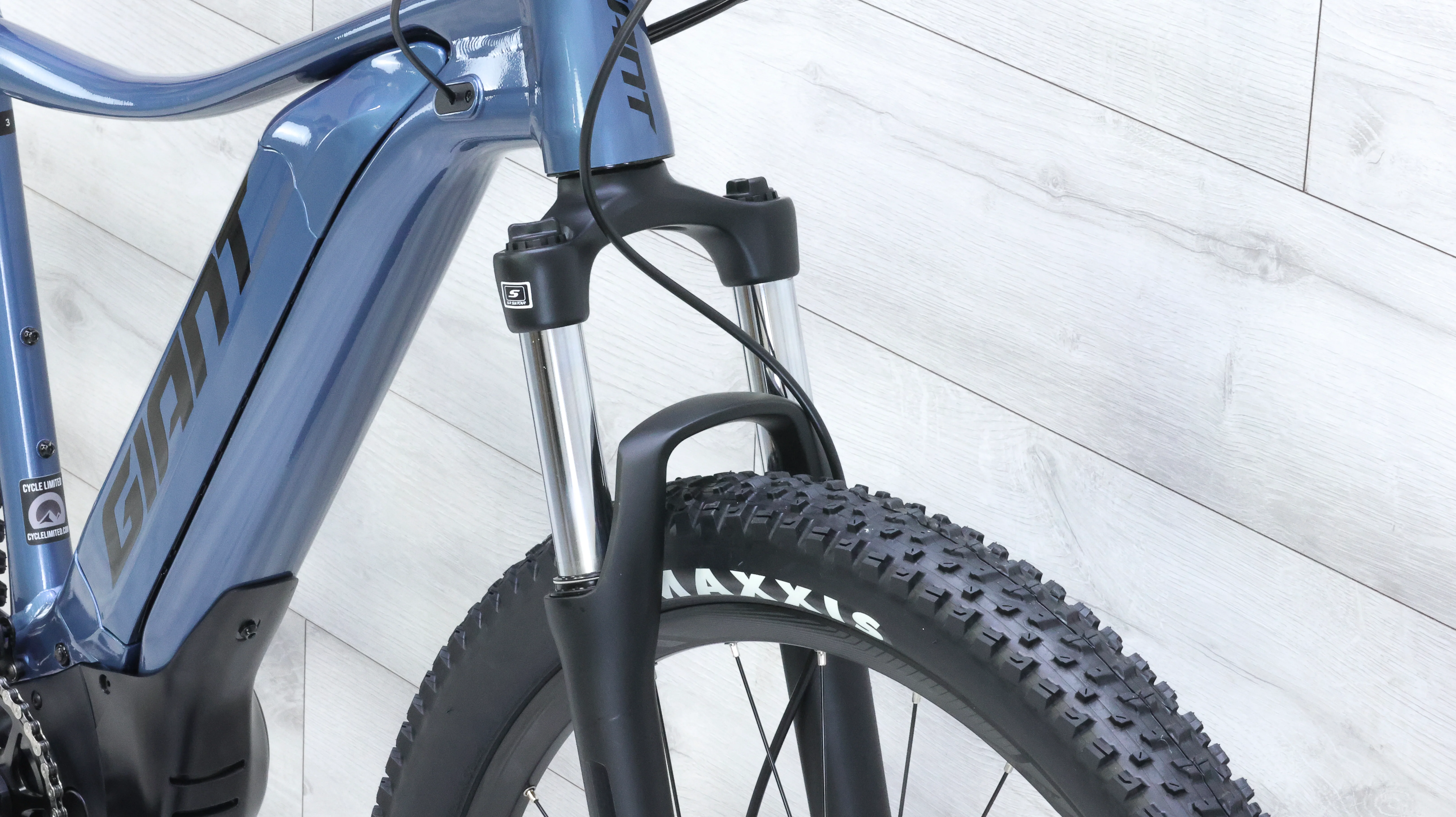 Giant Talon E+ 3 29er Mountain E-Bike - 2022, Medium - Image 9