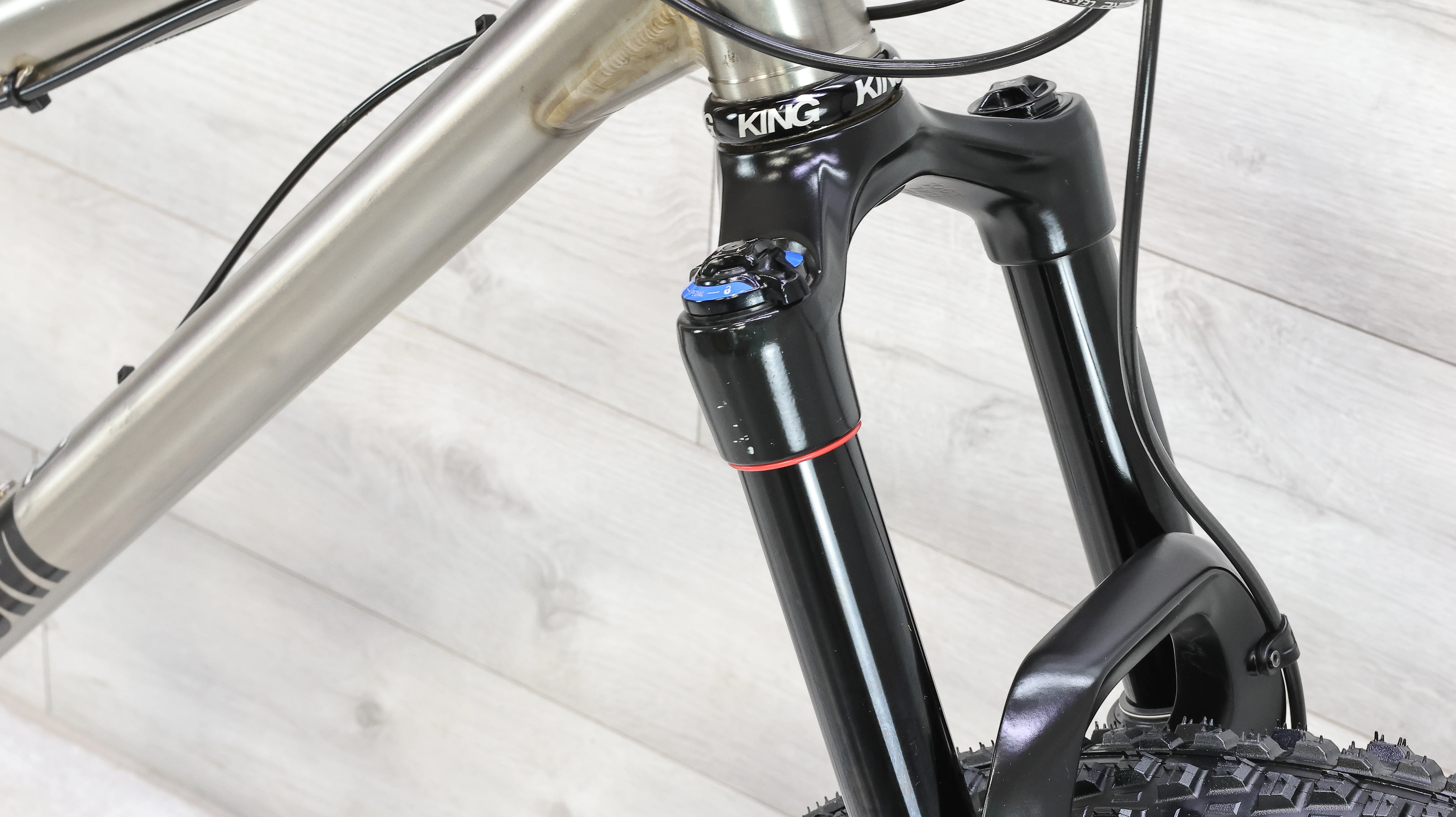 Kingdom Vendetta X2 Titanium Mountain Bike - 2018, Medium - Image 12
