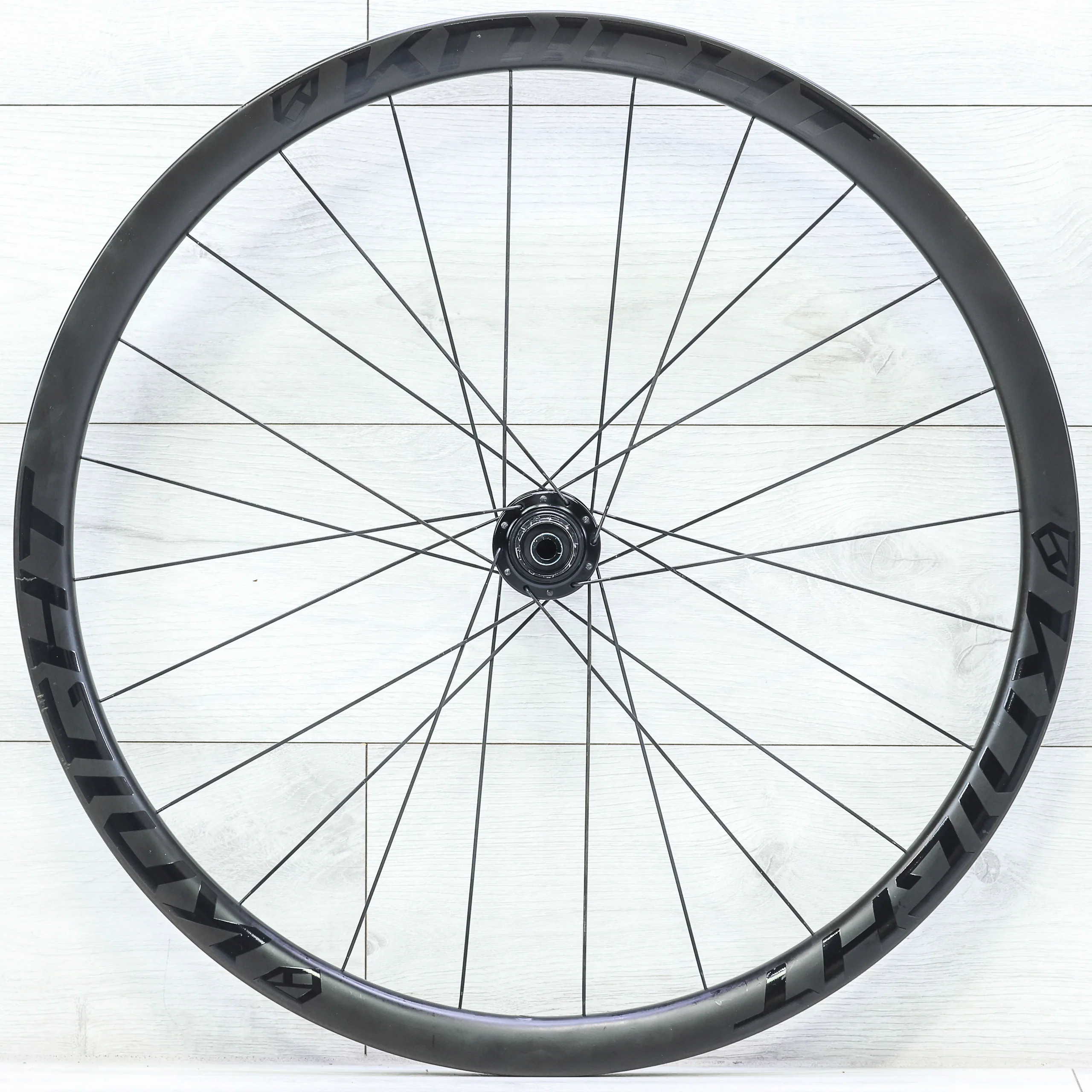 Knight TLA 35 Carbon Center Lock Disc Brake Tubeless Wheelset - 700c, HG 11-Speed - Image 2