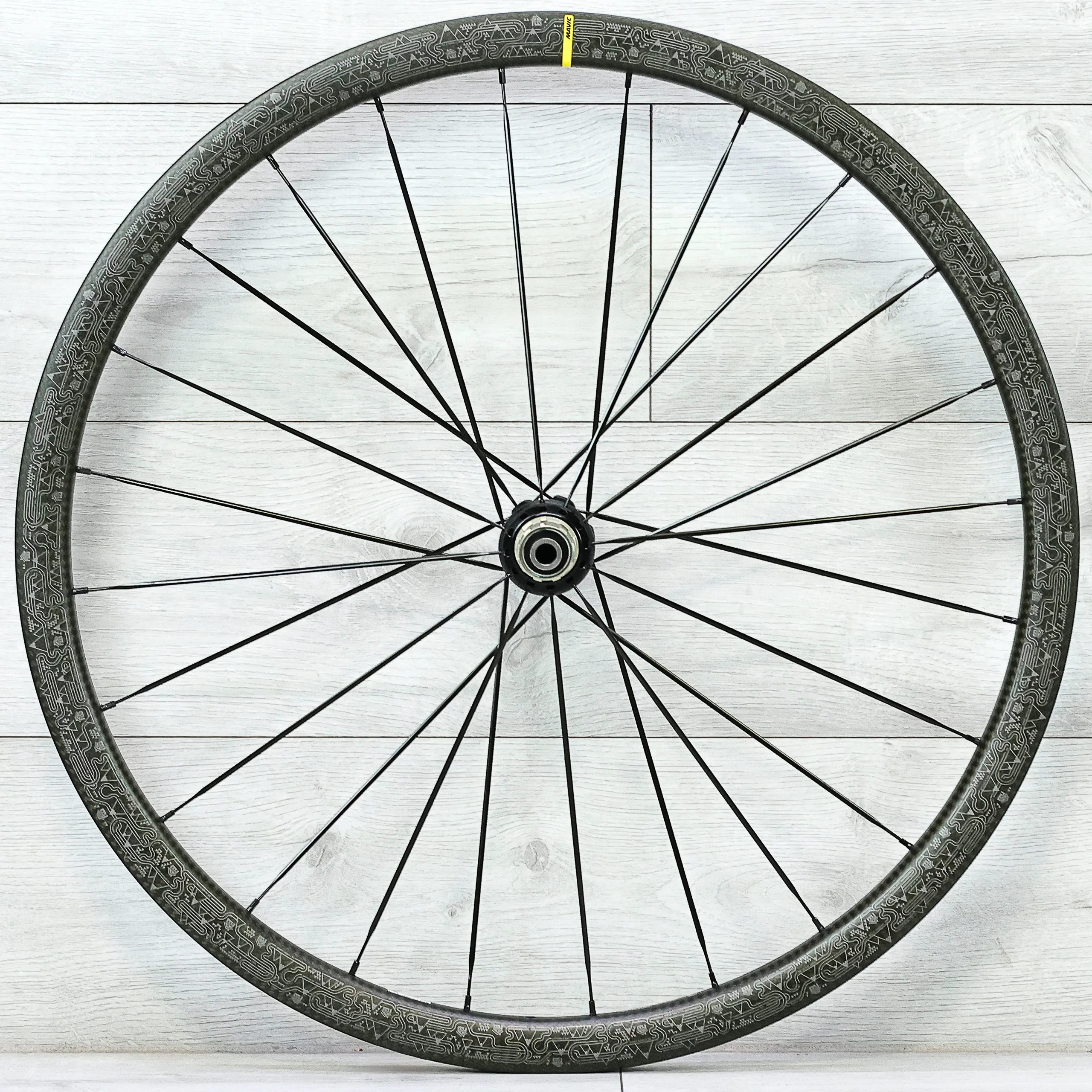Mavic Ksyrium Pro TDF Edition Carbon Disc Wheelset - 700c, Center Lock, HG 11-Speed - Image 2