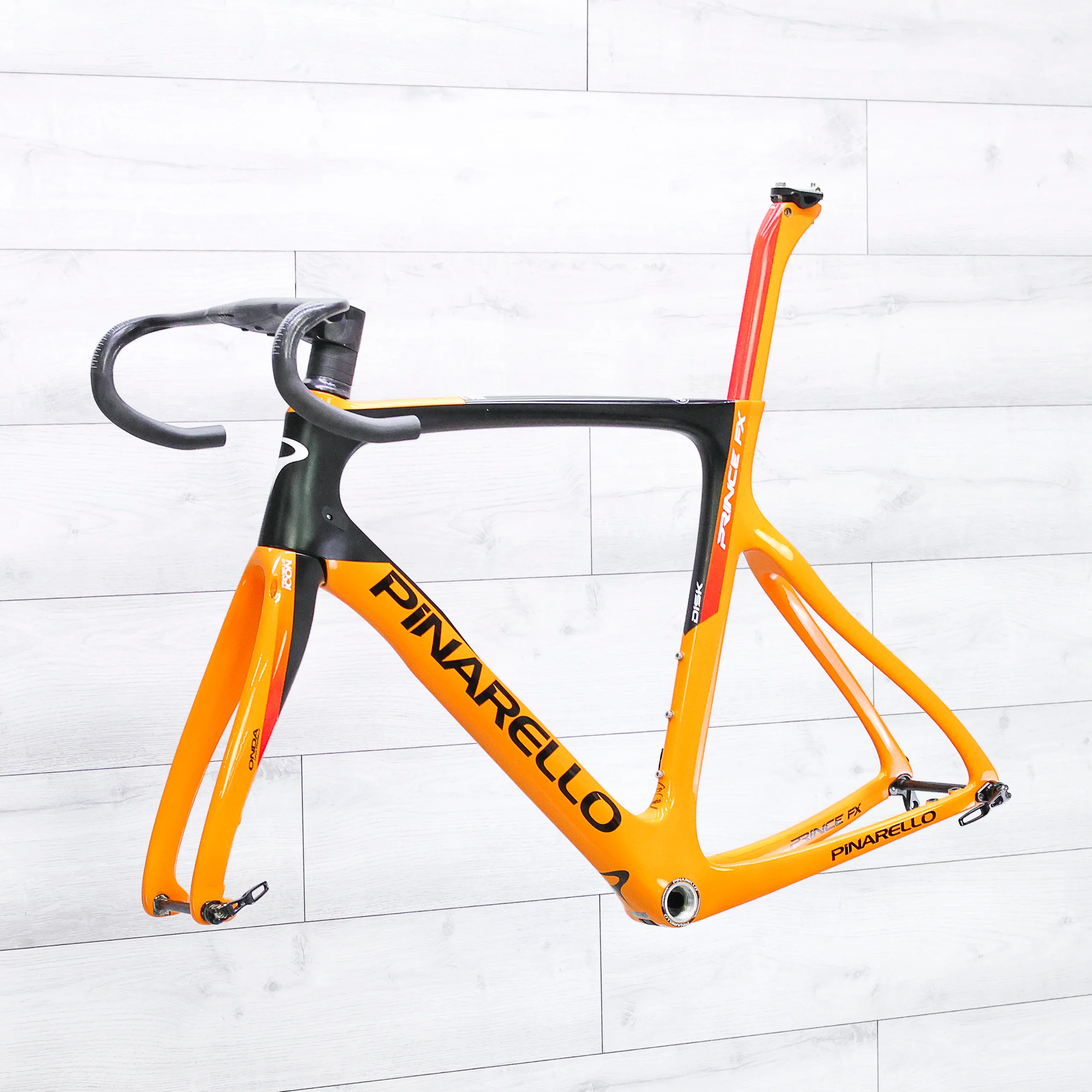 Pinarello Prince FX Disc Road Bike Frameset - 2019, 55cm - Image 4