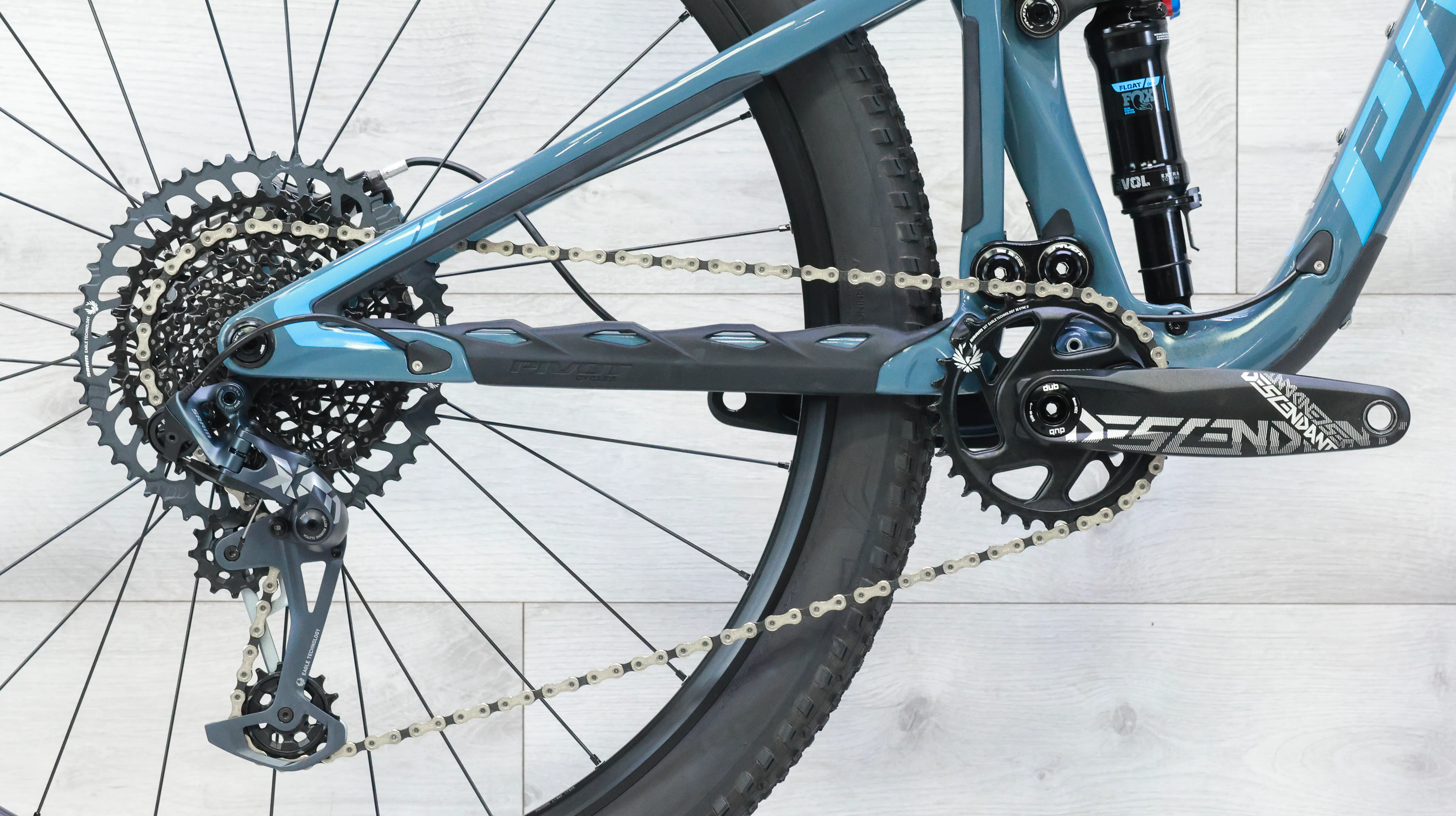 Pivot Mach 4 SL GX/X01 Mountain Bike - 2023, Small - Image 5