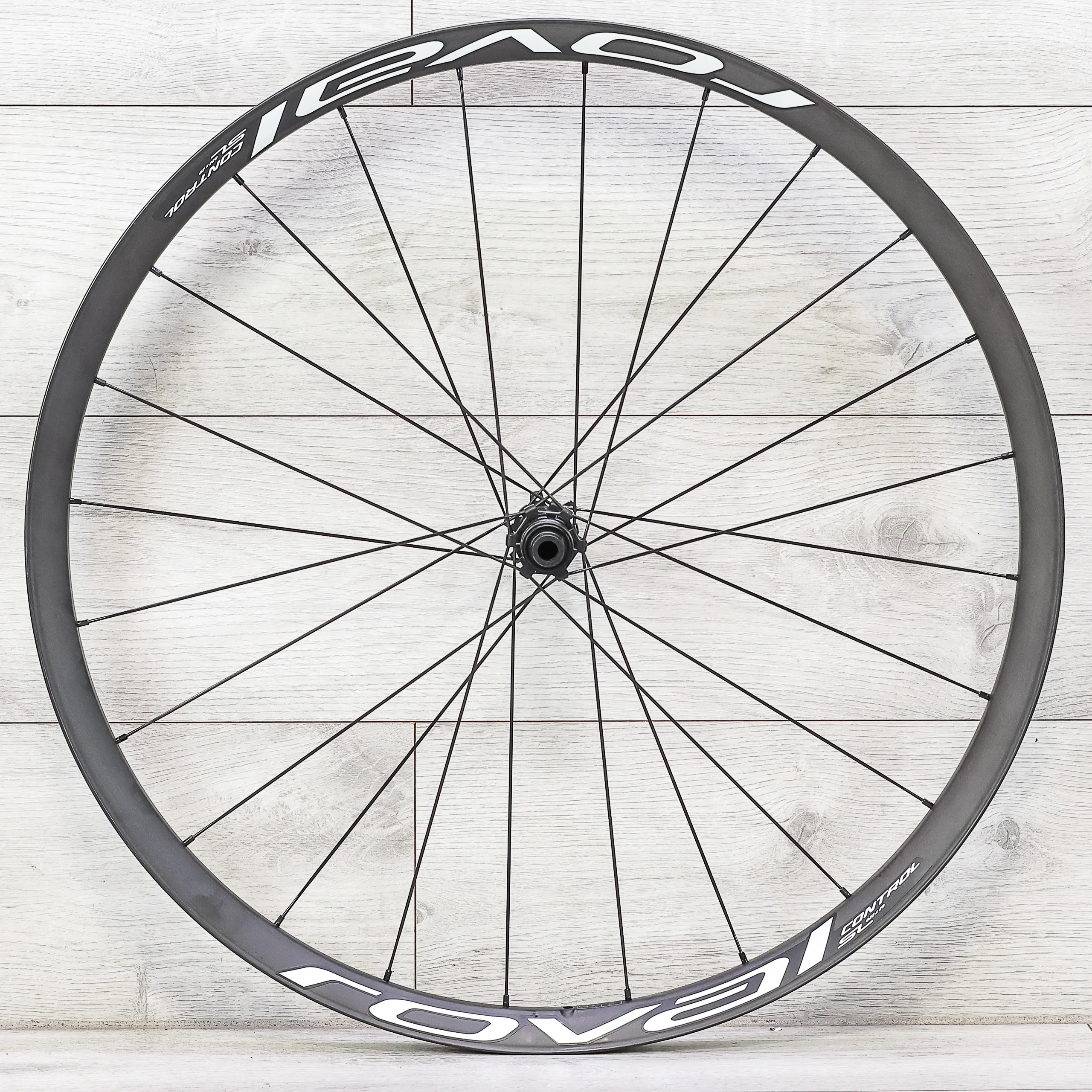 Roval Control SL Carbon 29" MTB Disc Wheelset - Tubeless, 6-Bolt, SRAM XD 12-Speed - Image 2