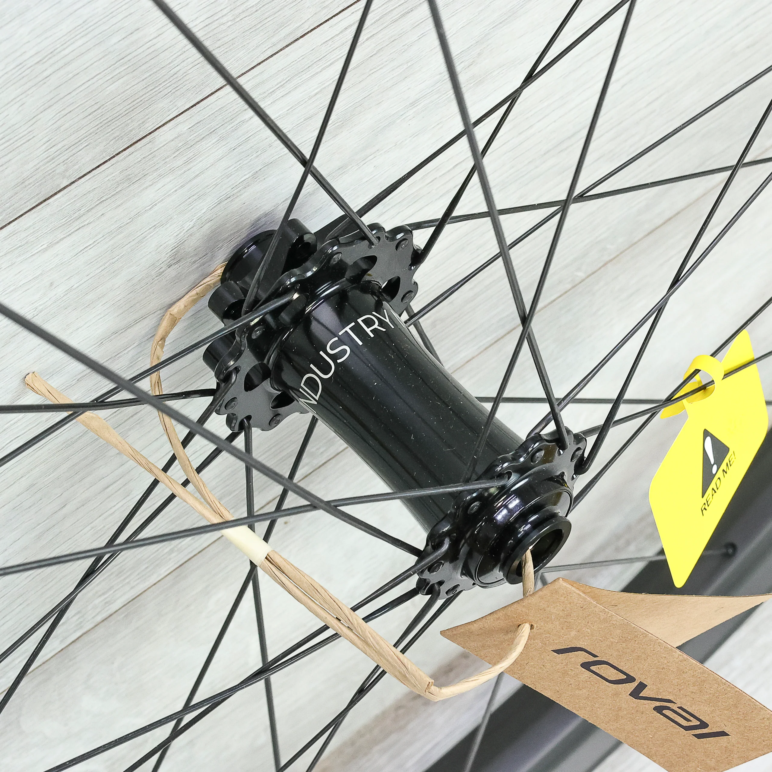Roval Traverse SL II Hydra2 Hubs Carbon Disc Wheelset - 29", Tubeless, 6-Bolt, XD Driver - Image 5
