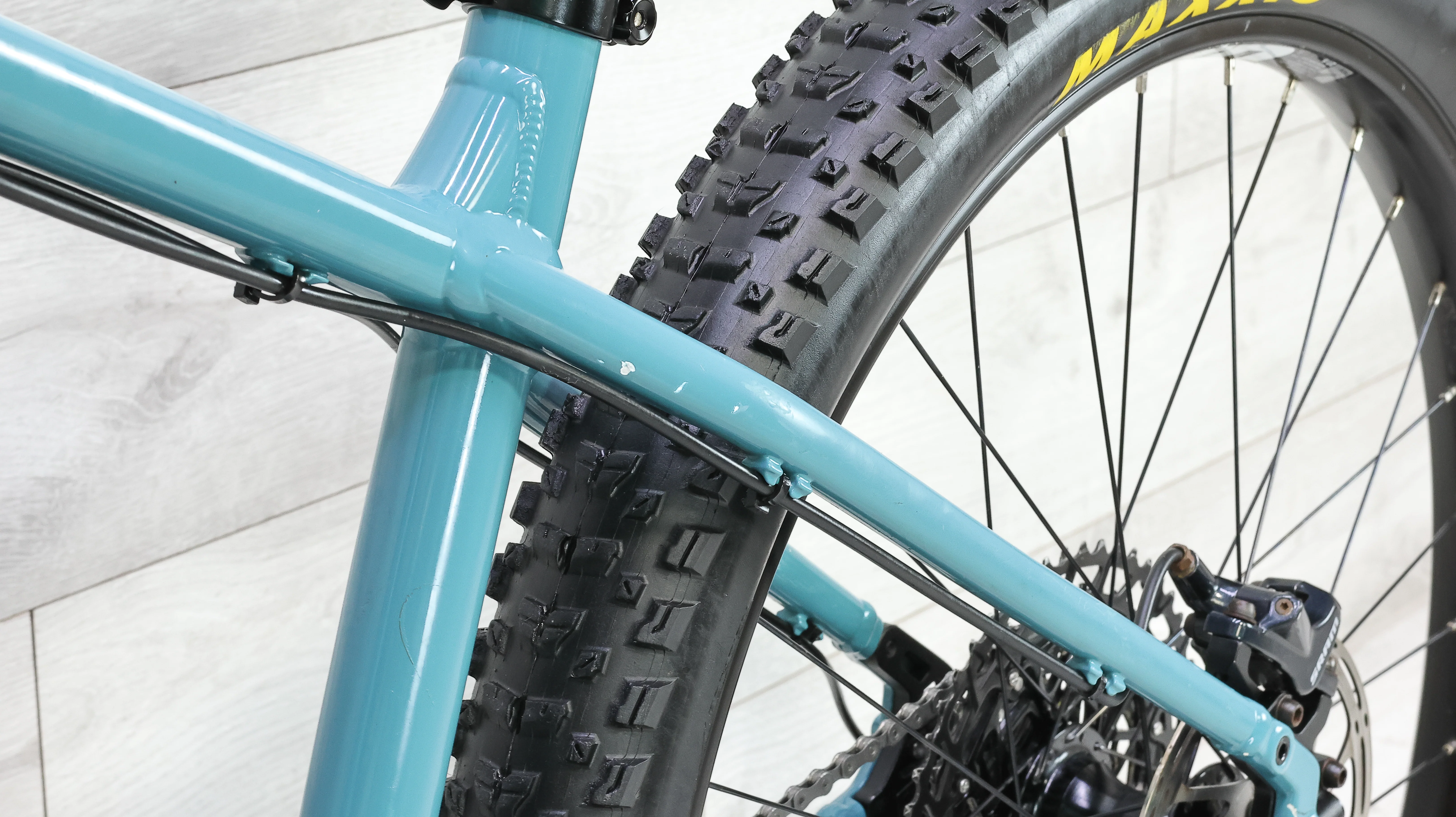 Santa Cruz Chameleon R Aluminum Mountain Bike - 2019, Medium - Image 16