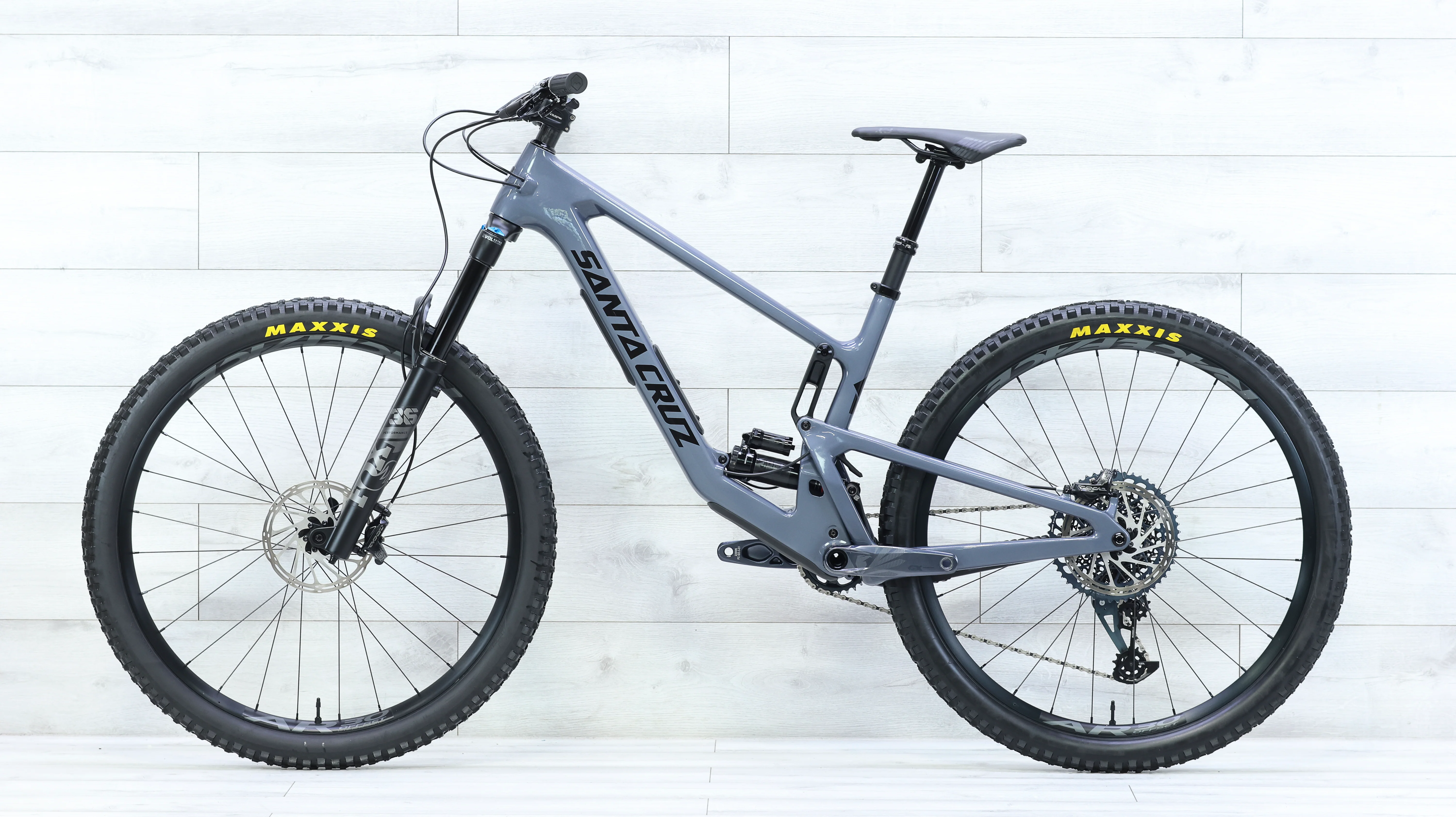 Santa Cruz Hightower S Carbon C Mountain Bike - 2024, Large - Image 2