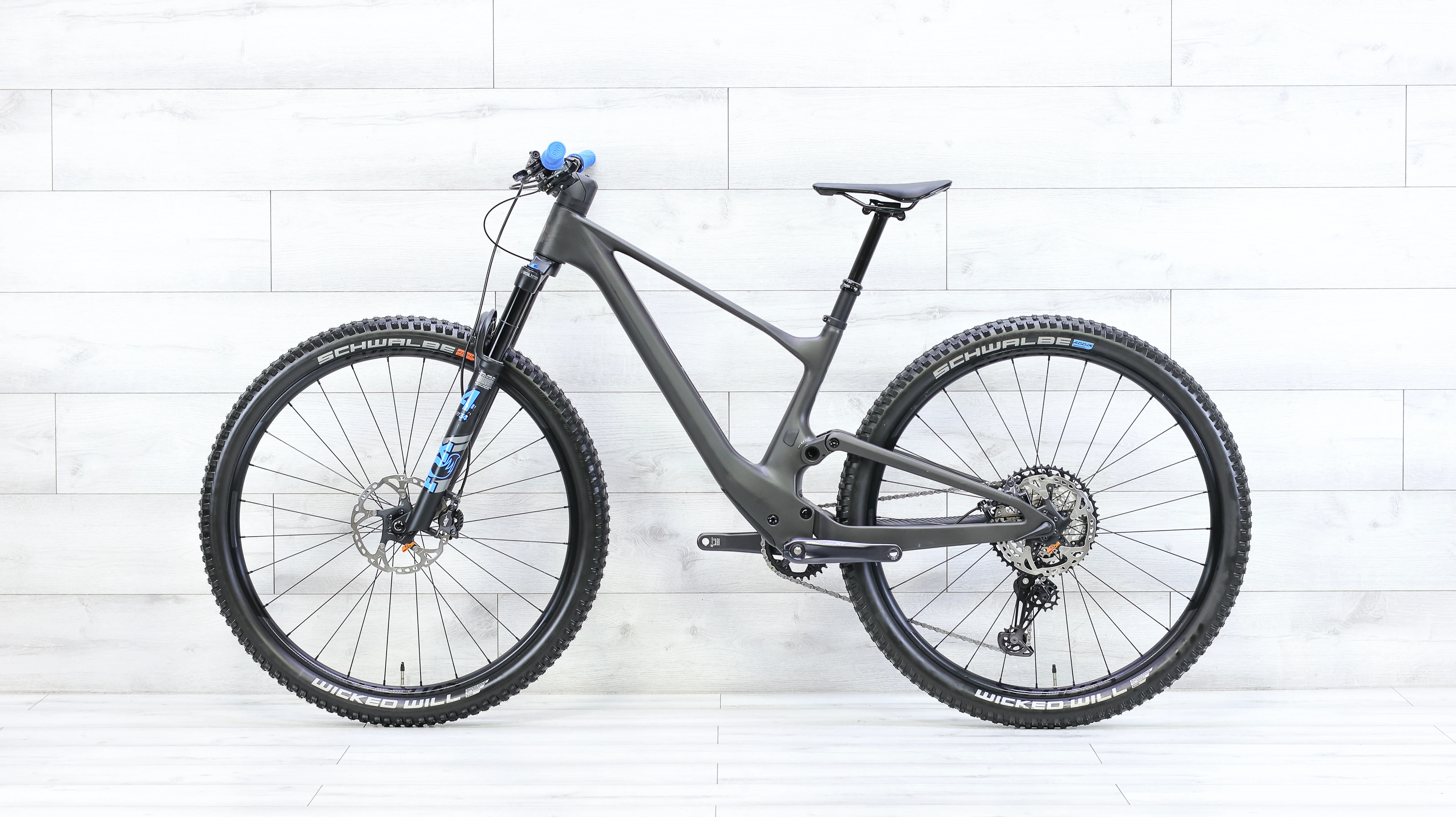 Scott Spark 910 Mountain Bike - 2022, Small - Image 2
