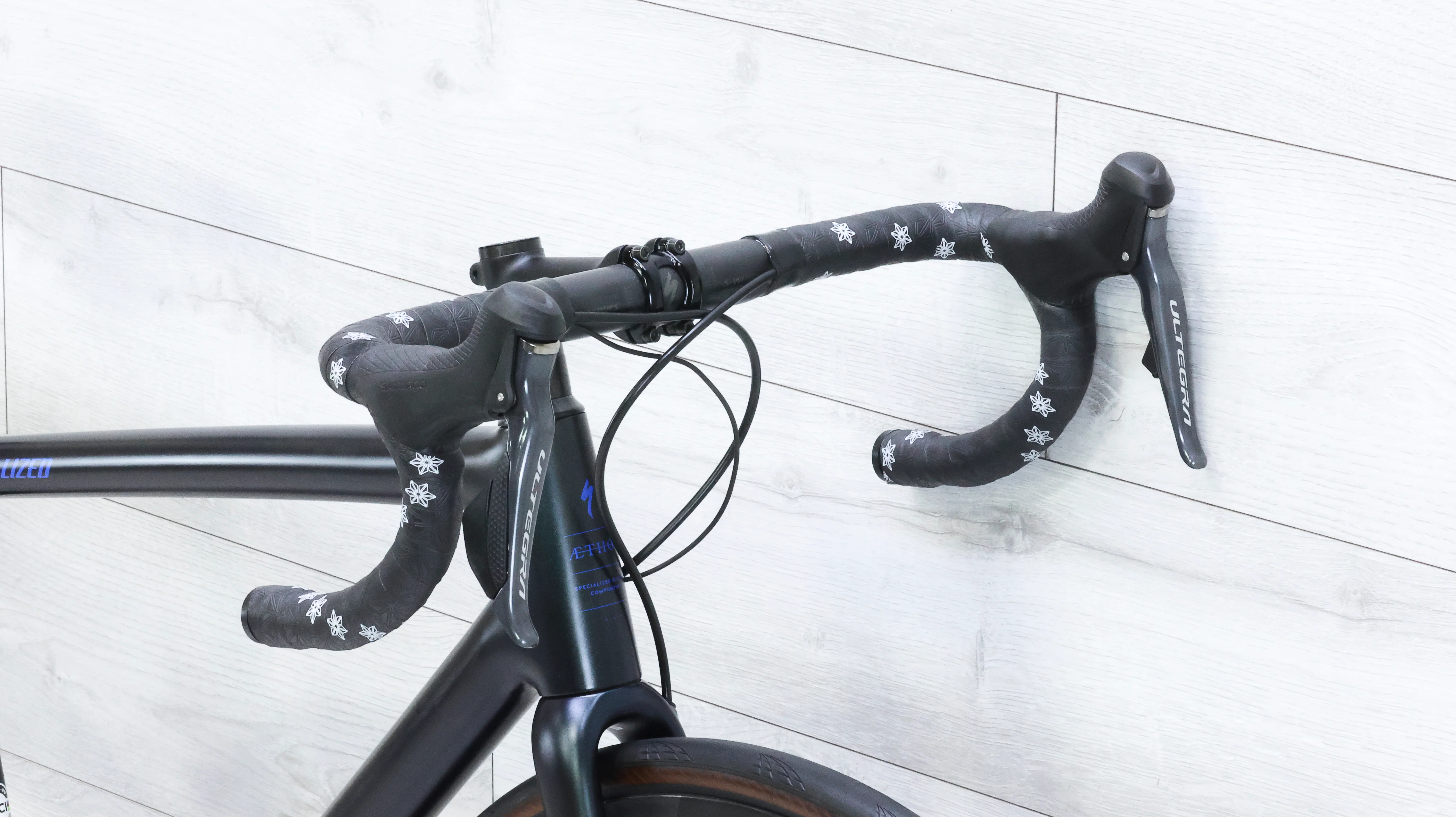 Specialized Aethos Pro Road Bike - 2021, 54cm - Image 11