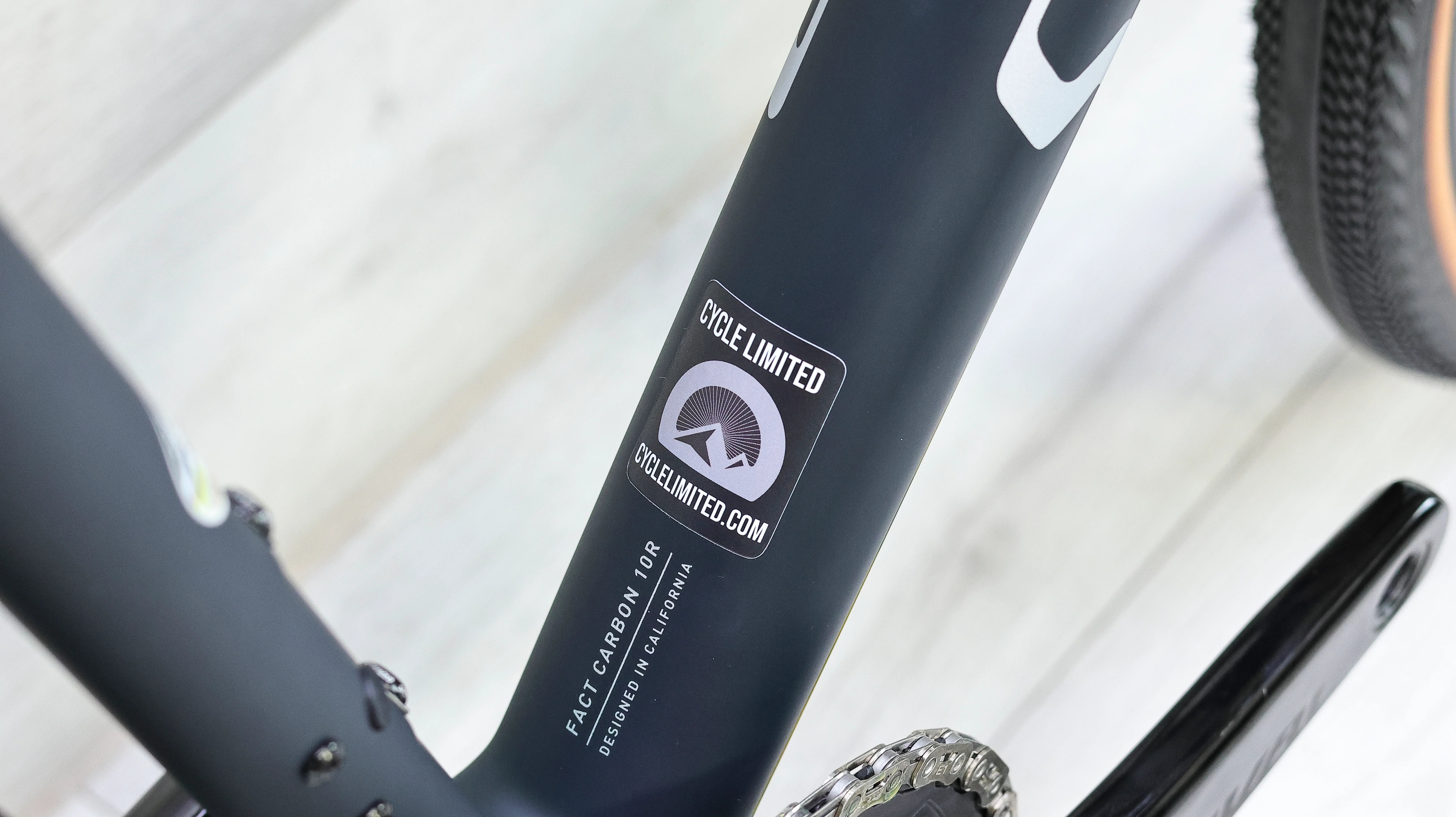 Specialized CruX Expert Gravel Bike - 2022, 54cm - Image 3