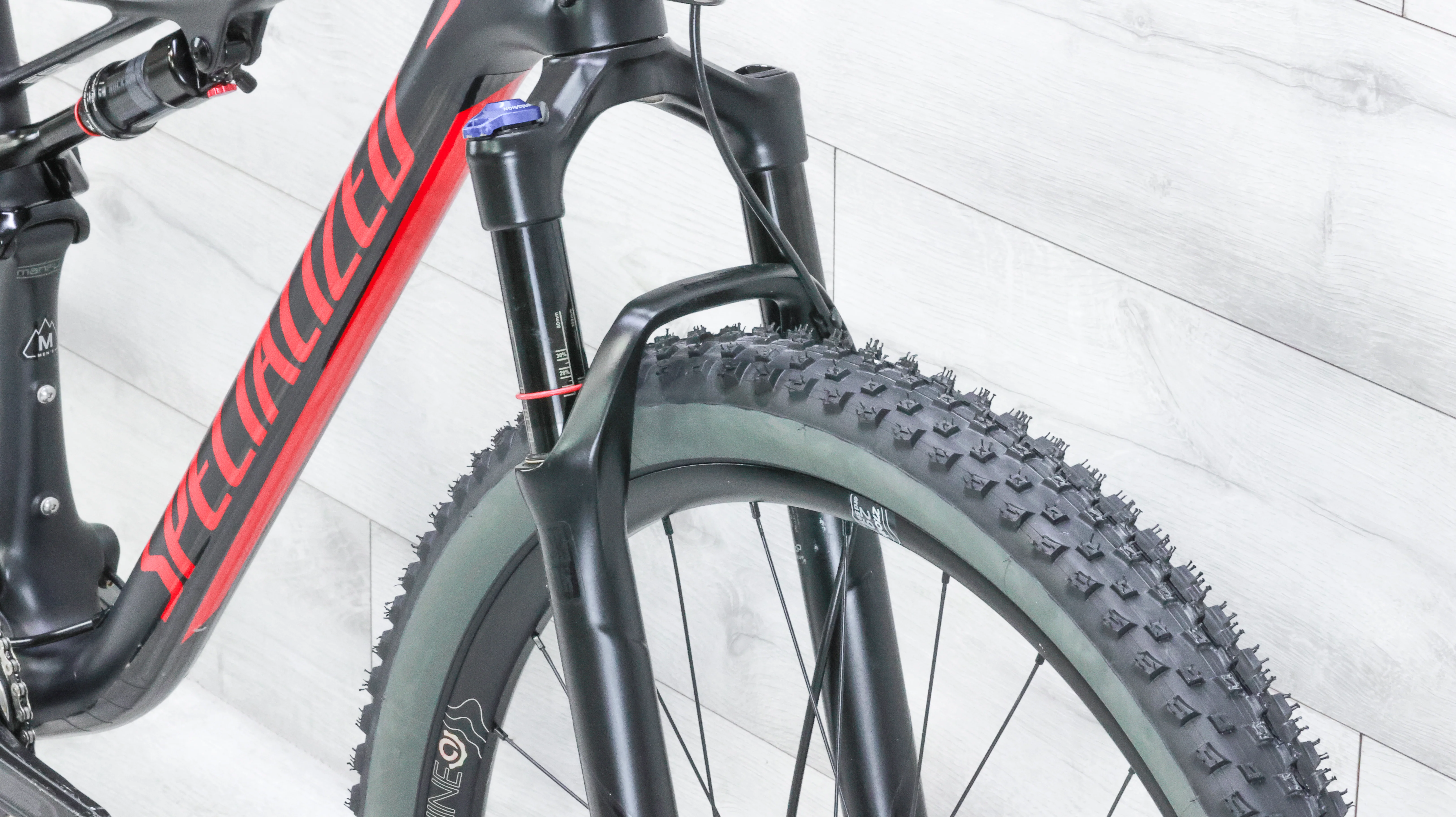 Specialized Epic Comp Carbon Mountain Bike - 2018, Medium - Image 8
