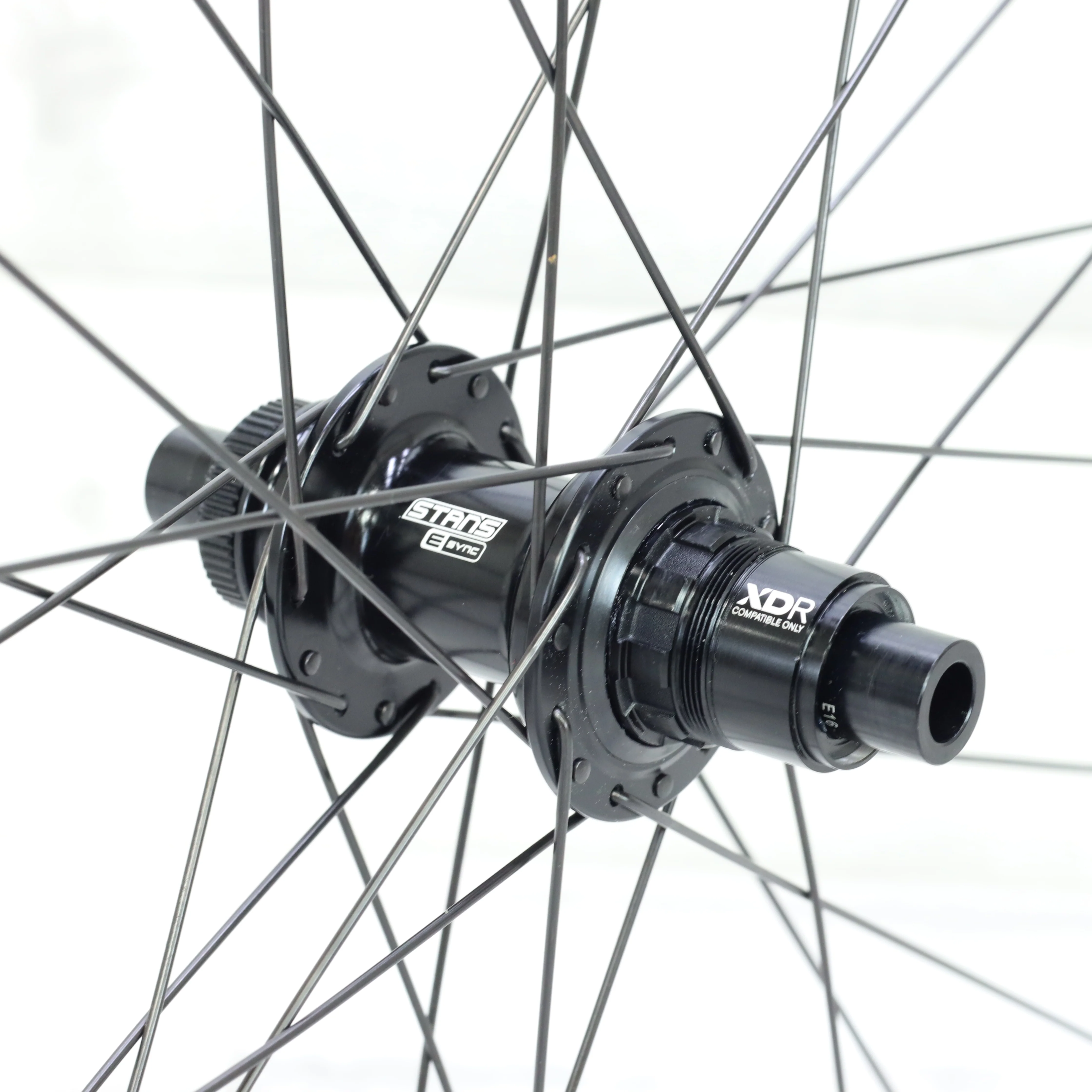 Stans Crest CB7 Carbon 29 Mountain And Gravel Wheelset SRAM XDR - Image 5
