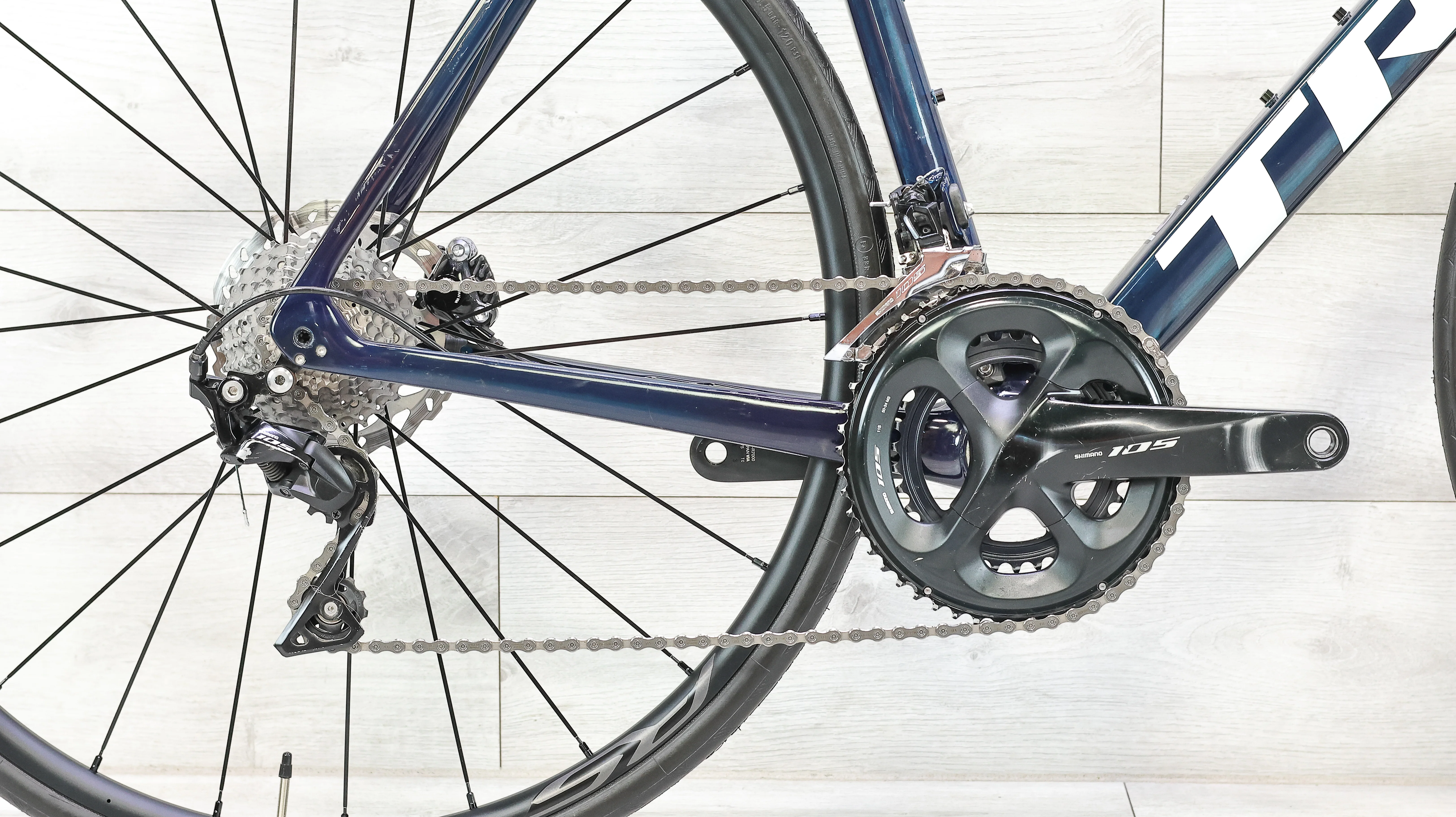 Trek Emonda SL 5 Disc Road Bike - 2022, 60cm - Image 5
