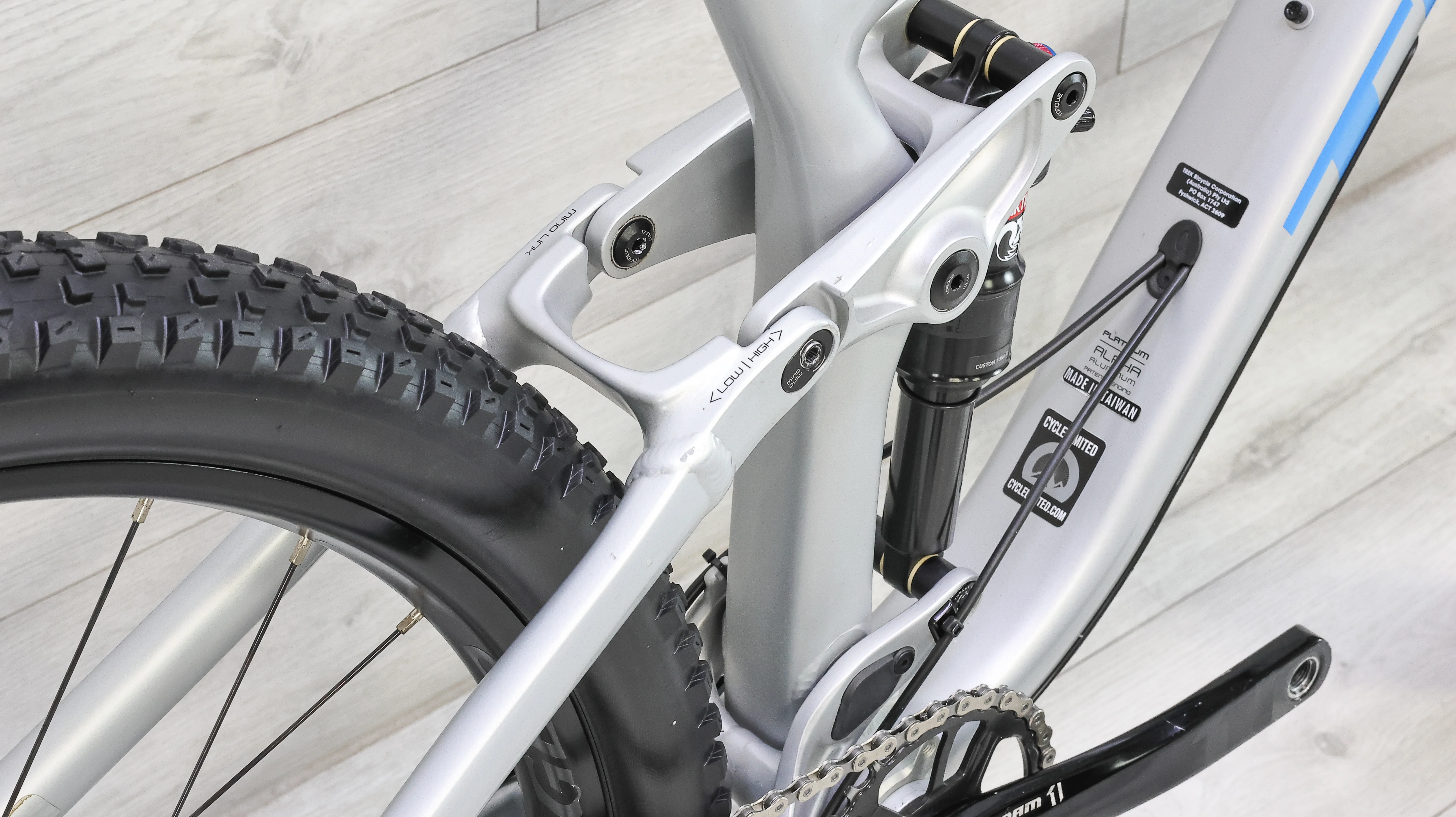 Trek Fuel EX 9 29 Mountain Bike - 2017, X-Large - Image 16