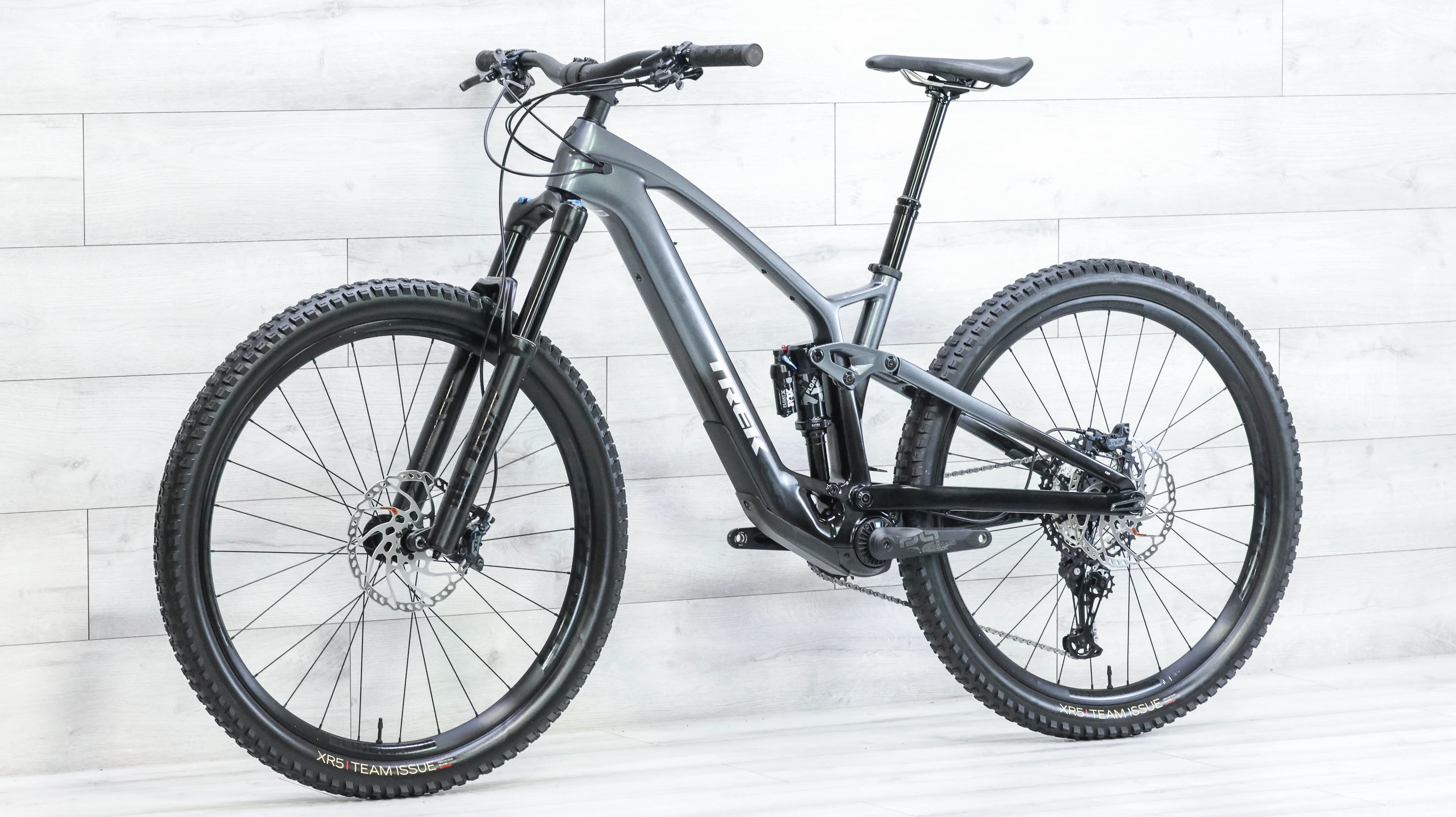 Trek Fuel EXe 9.7 Mountain E-Bike - 2023, Medium - Image 4