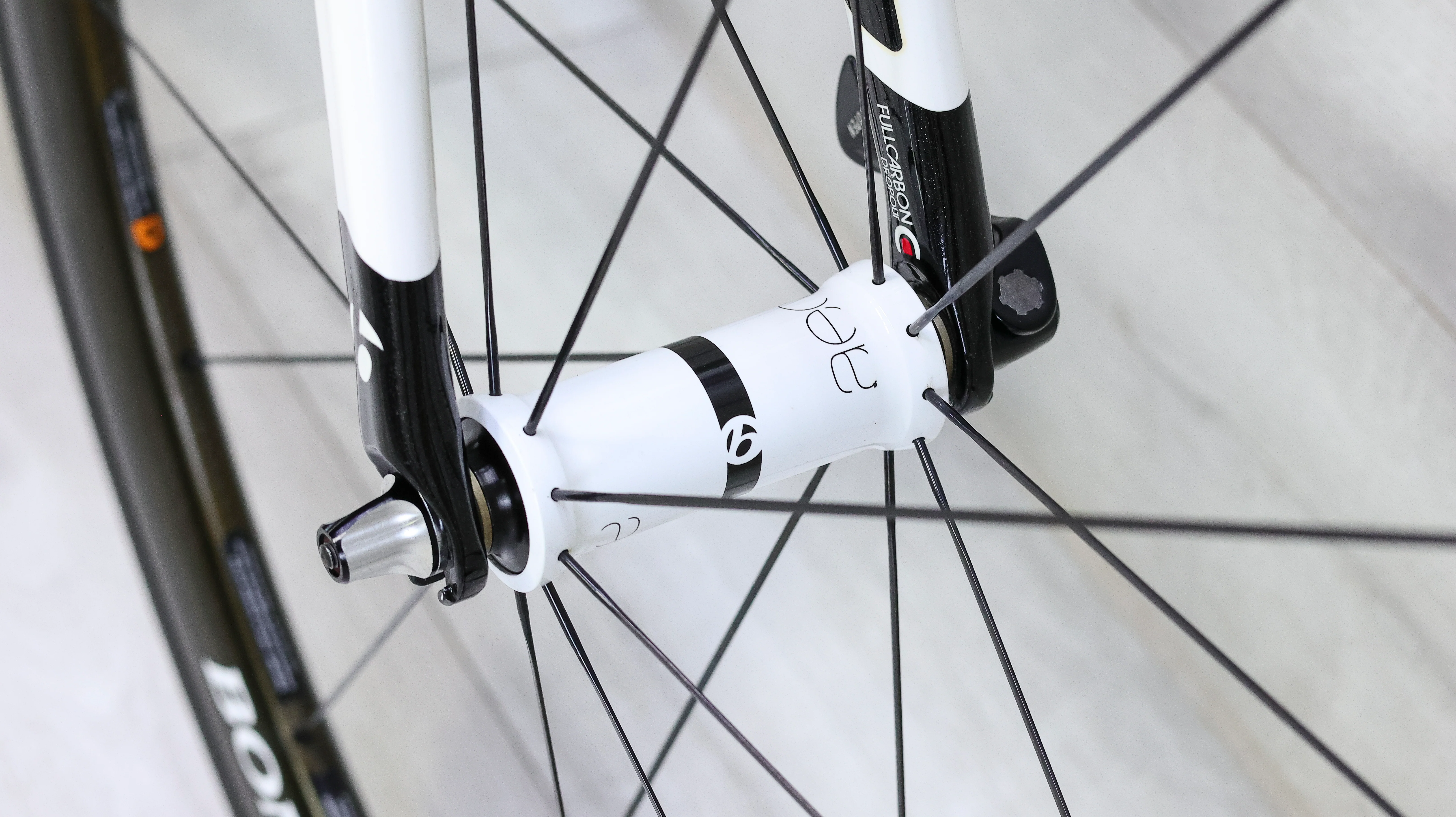 Trek Madone 6.2 H2 Ultegra Di2 Road Bike - 2012, 58cm - Image 15