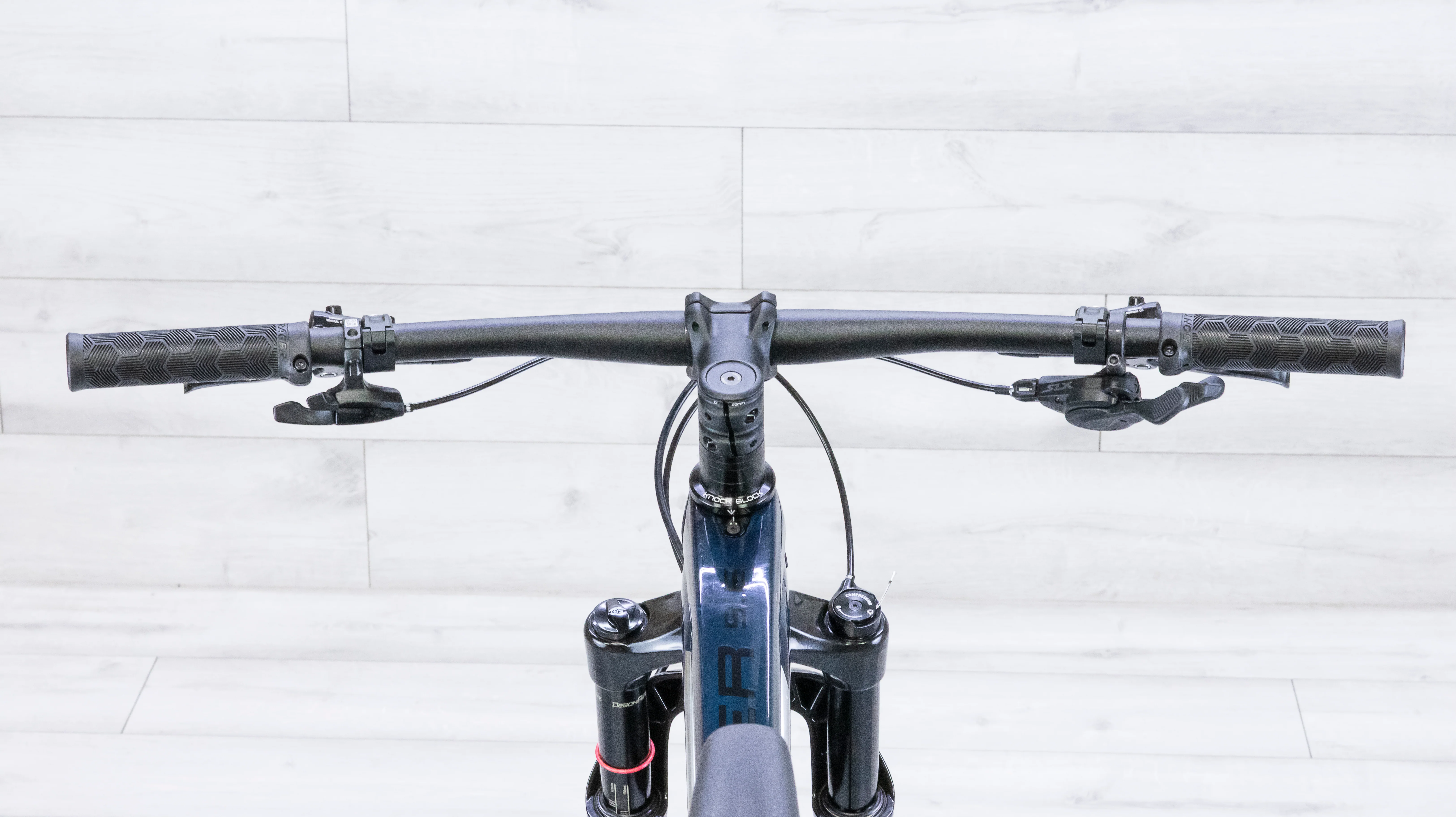 Trek Procaliber 9.6 Mountain Bike - 2023, Medium - Image 11