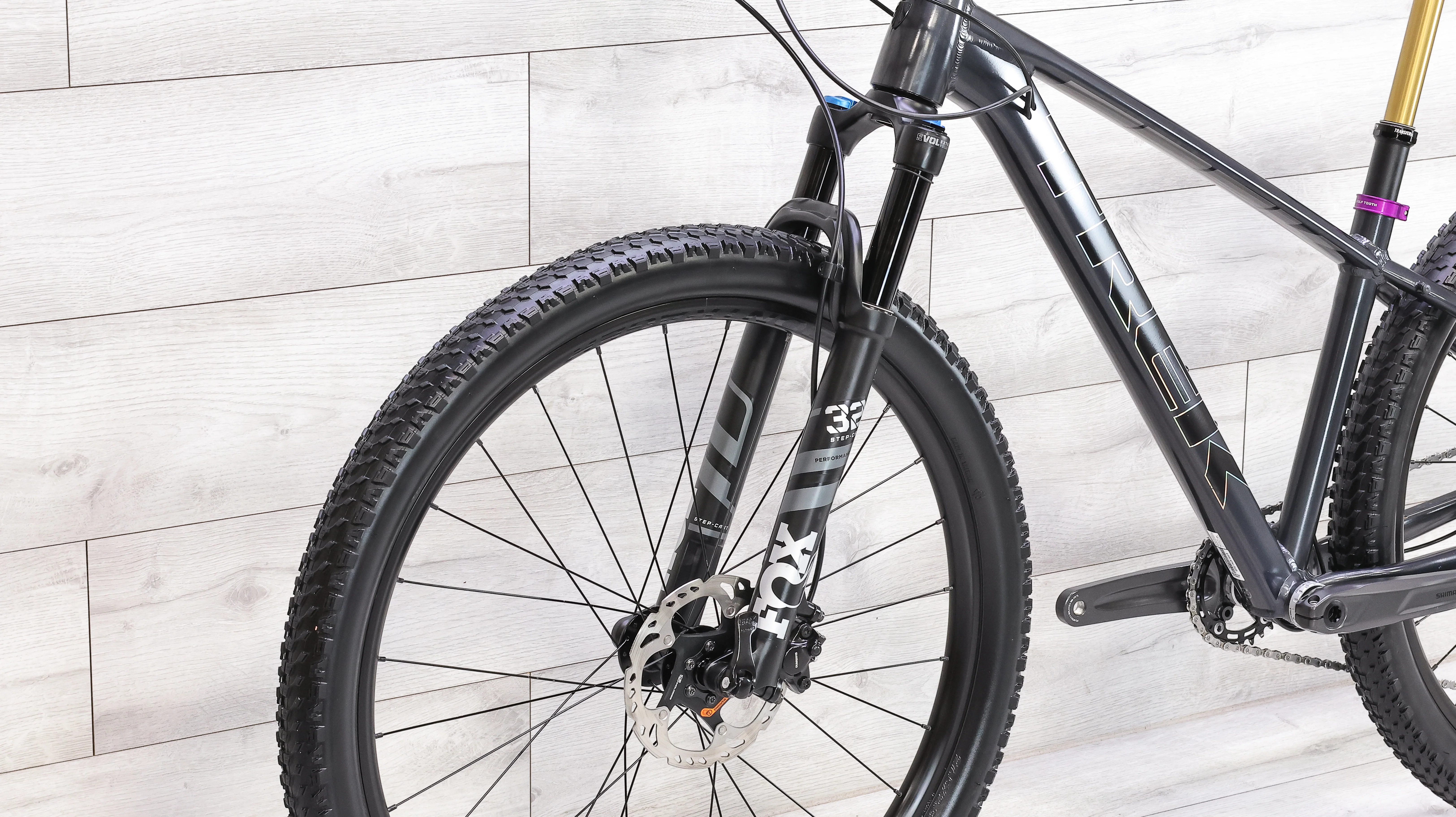 Trek X-Caliber 8 Factory Mountain Bike - 2022, Small - Image 9