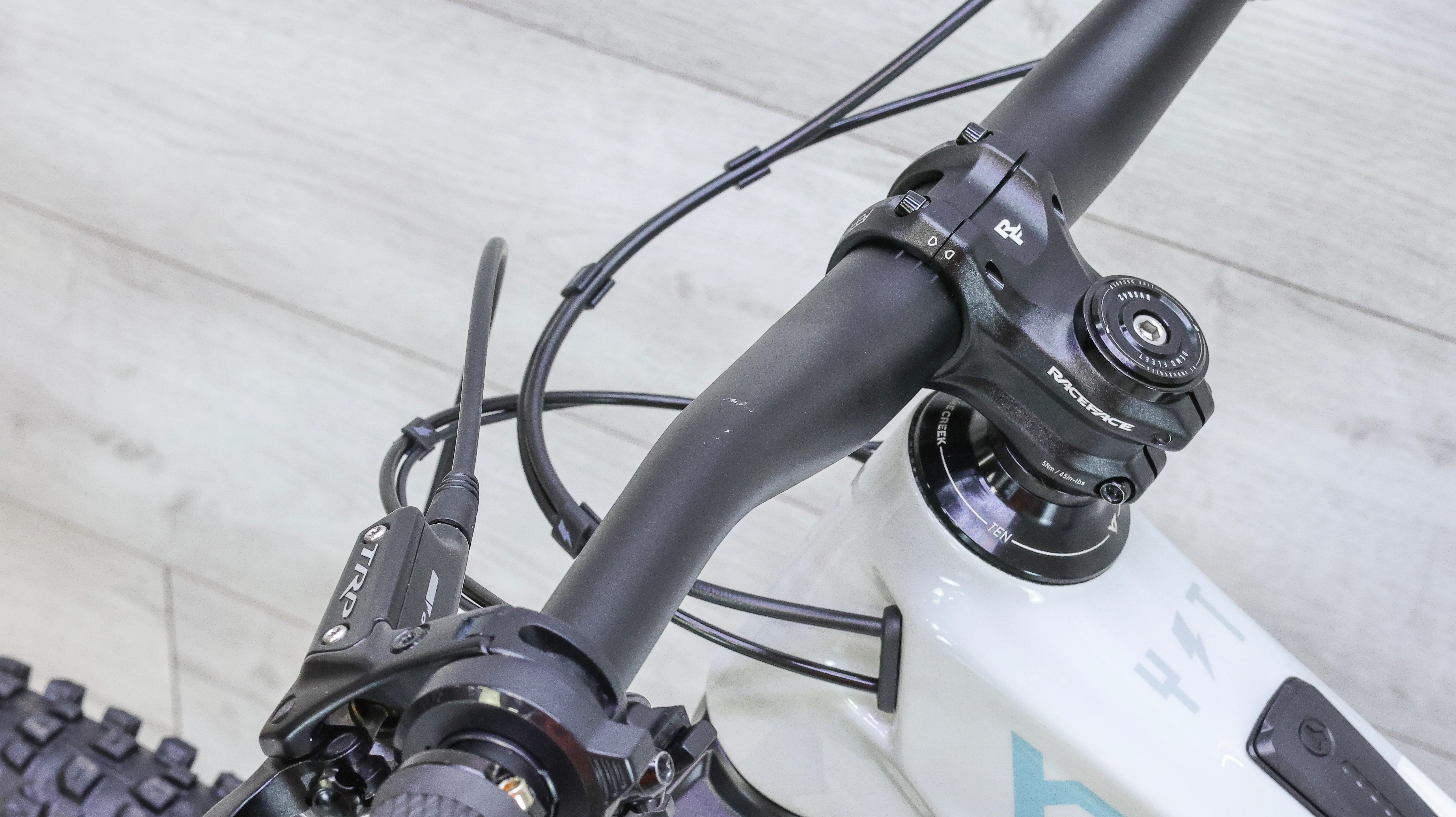 YT Decoy SN CORE 2 MX Mountain E-Bike - 2024, Large - Image 15