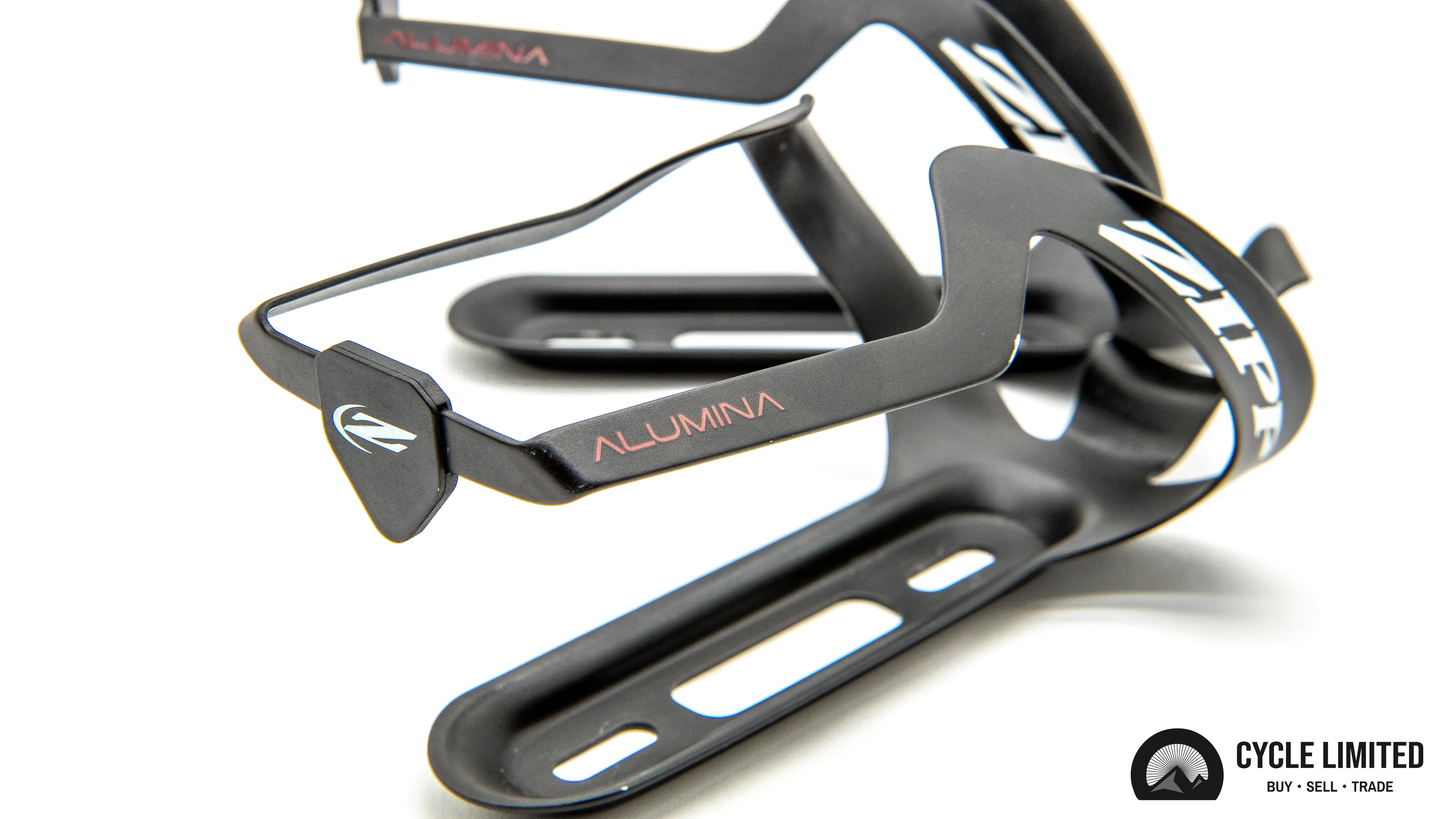 Zipp Alumina Bottle Cage Pair 54g - Image 5
